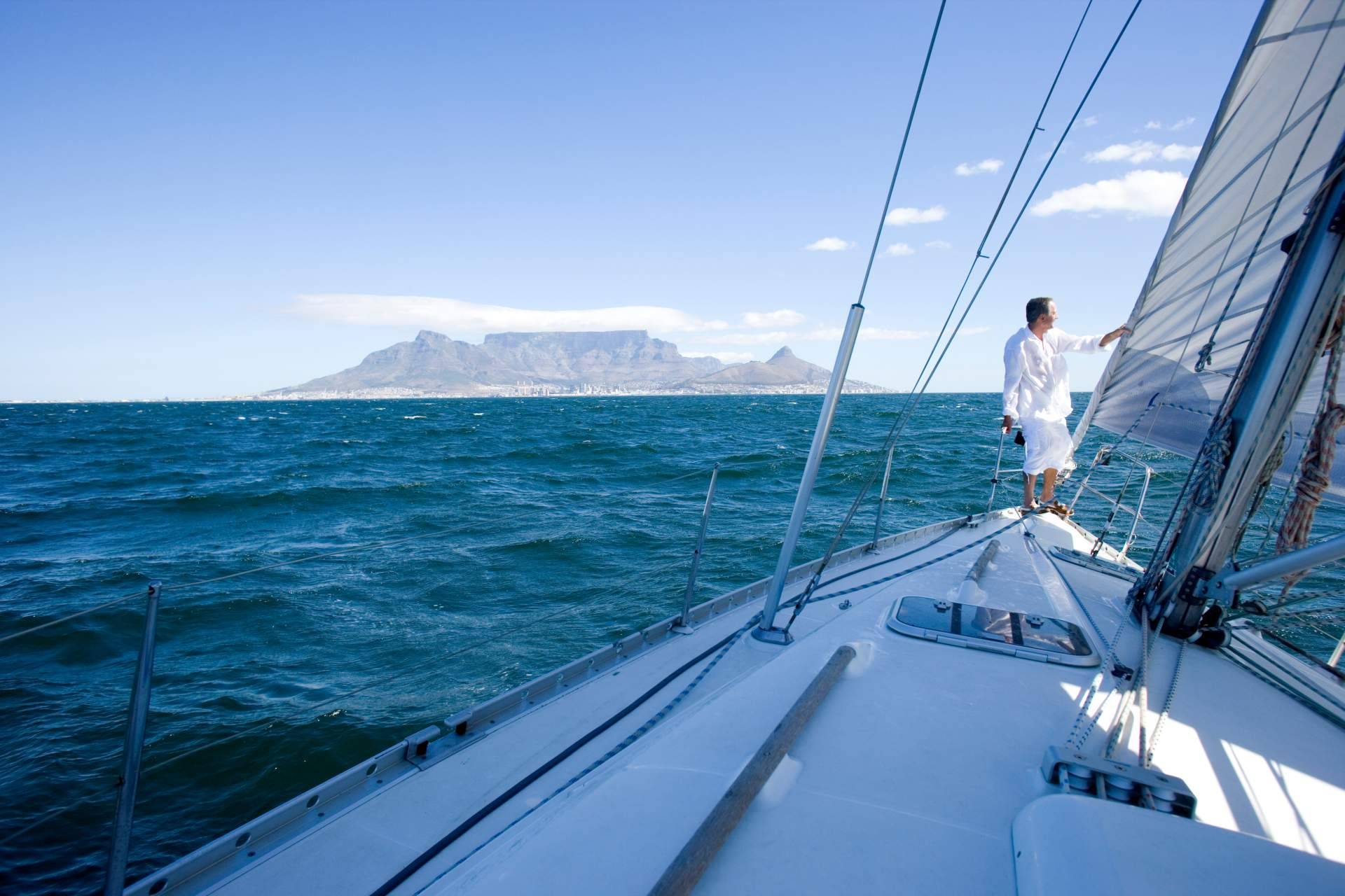 La temporada 2023 llegará con nuevos barcos y zonas de chárter en Charter Boat by Espai Nautic