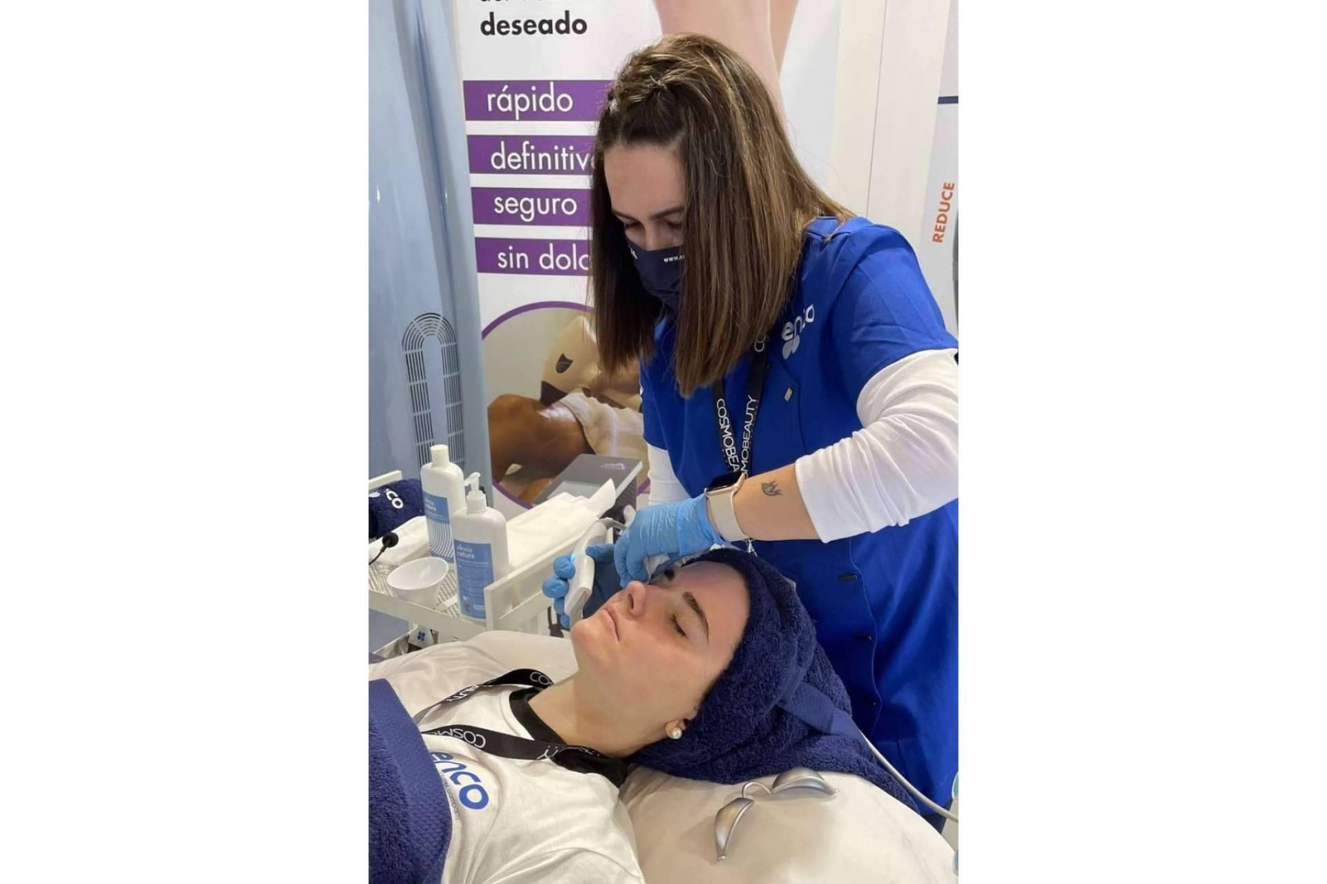Enco, fabricantes de equipos de medicina estética con más de 37 años de experiencia en el sector