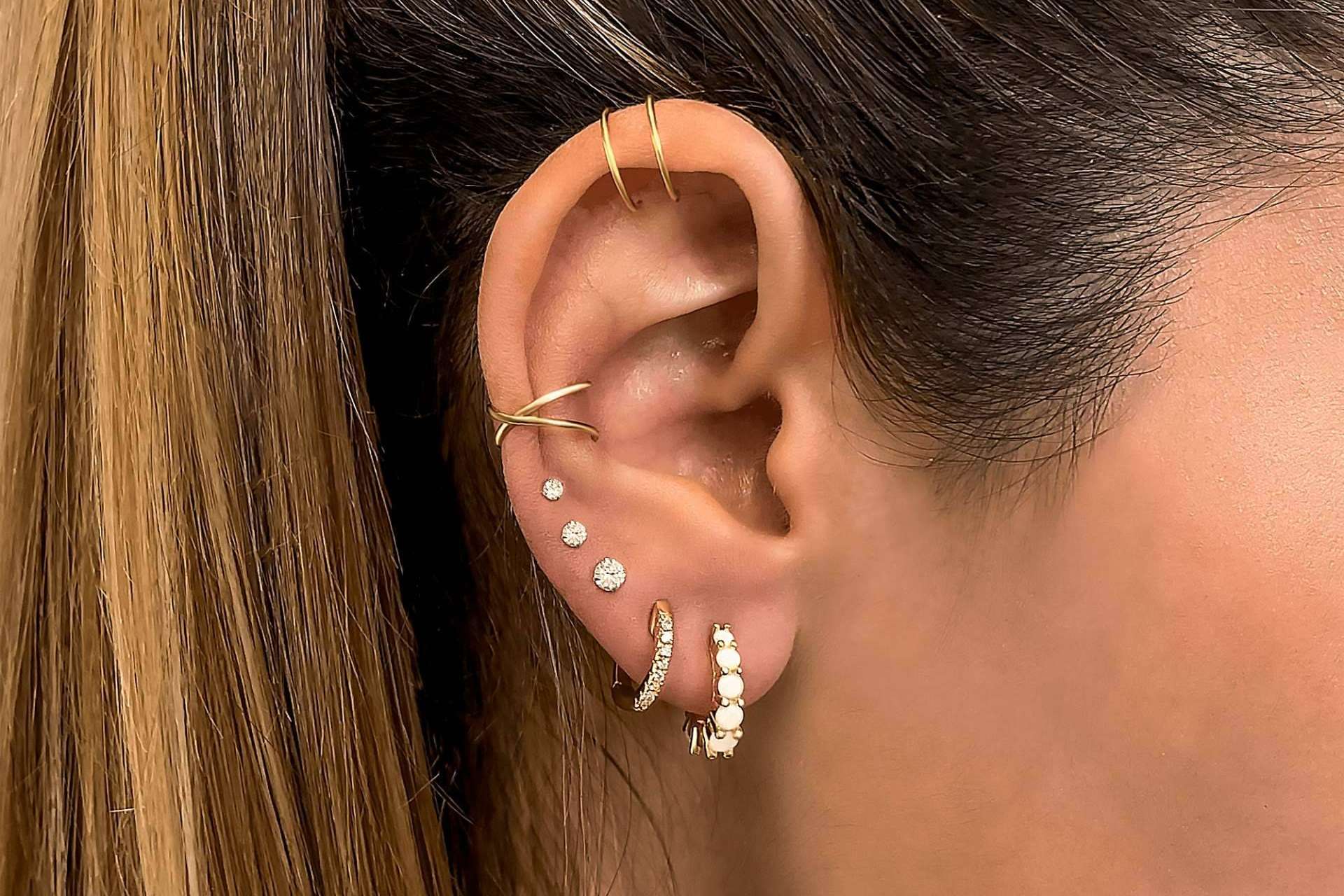 Los pendientes minis son ideales para crear looks versátiles, en Le Petite Marie