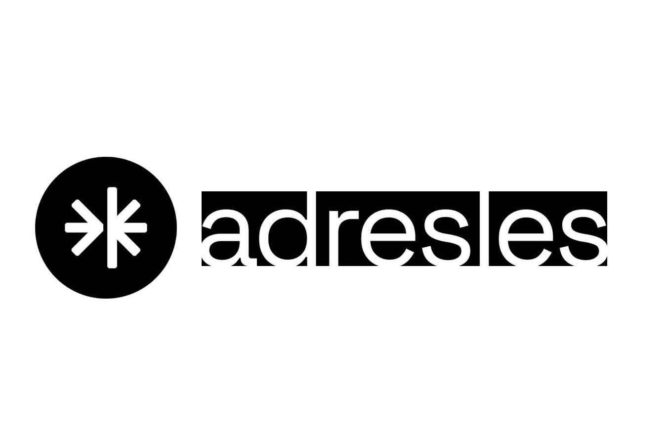 Adresles envía maletas o equipaje por correo de forma barata de puerta a puerta