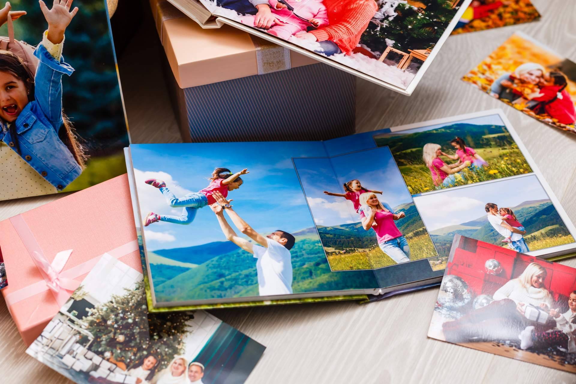 A la hora de guardar los mejores recuerdos, según Álbum de Fotos, los álbumes de viajes físicos siguen resistiéndose a la tecnología