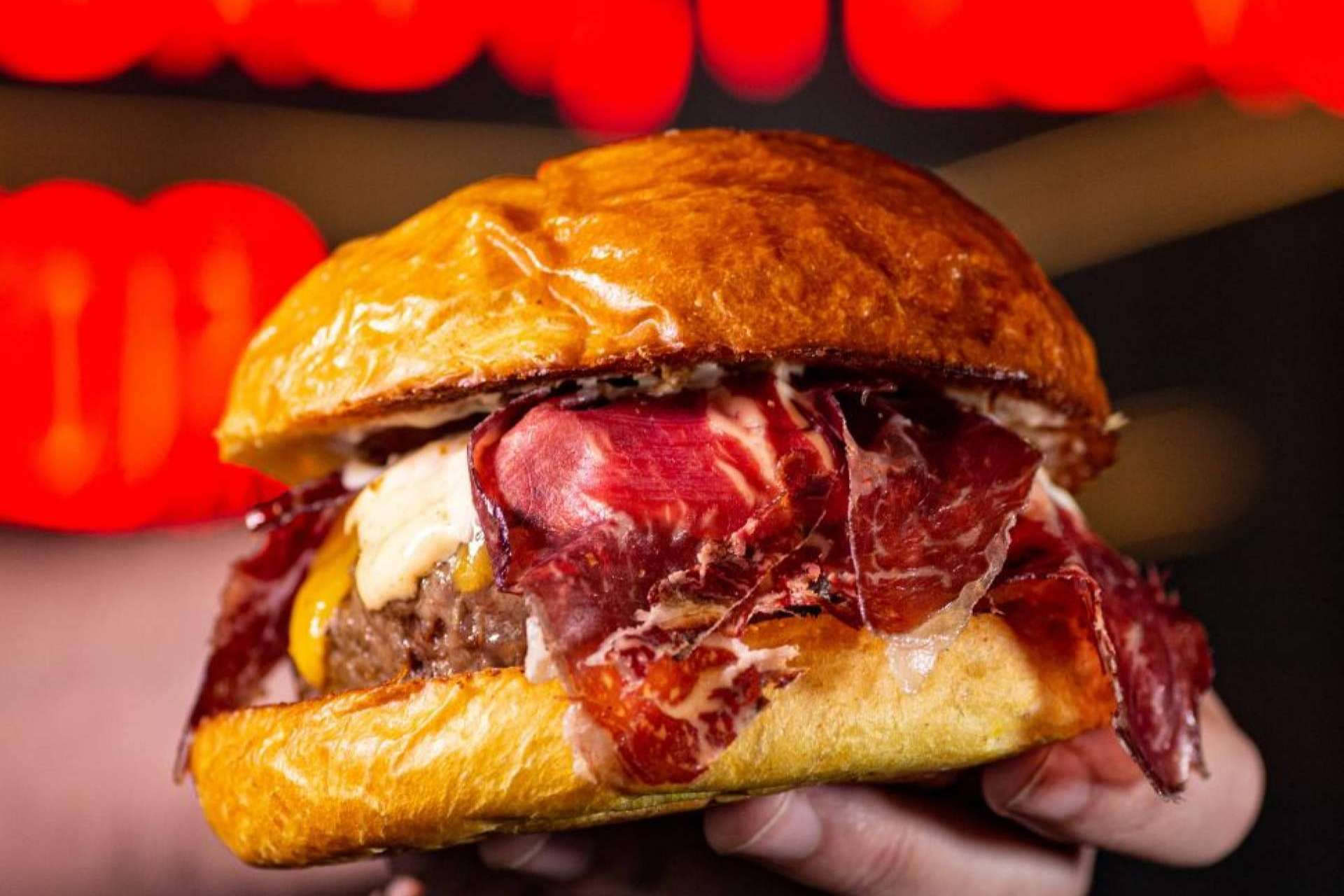#PORNEAT ha anunciado la apertura de un nuevo local en Madrid