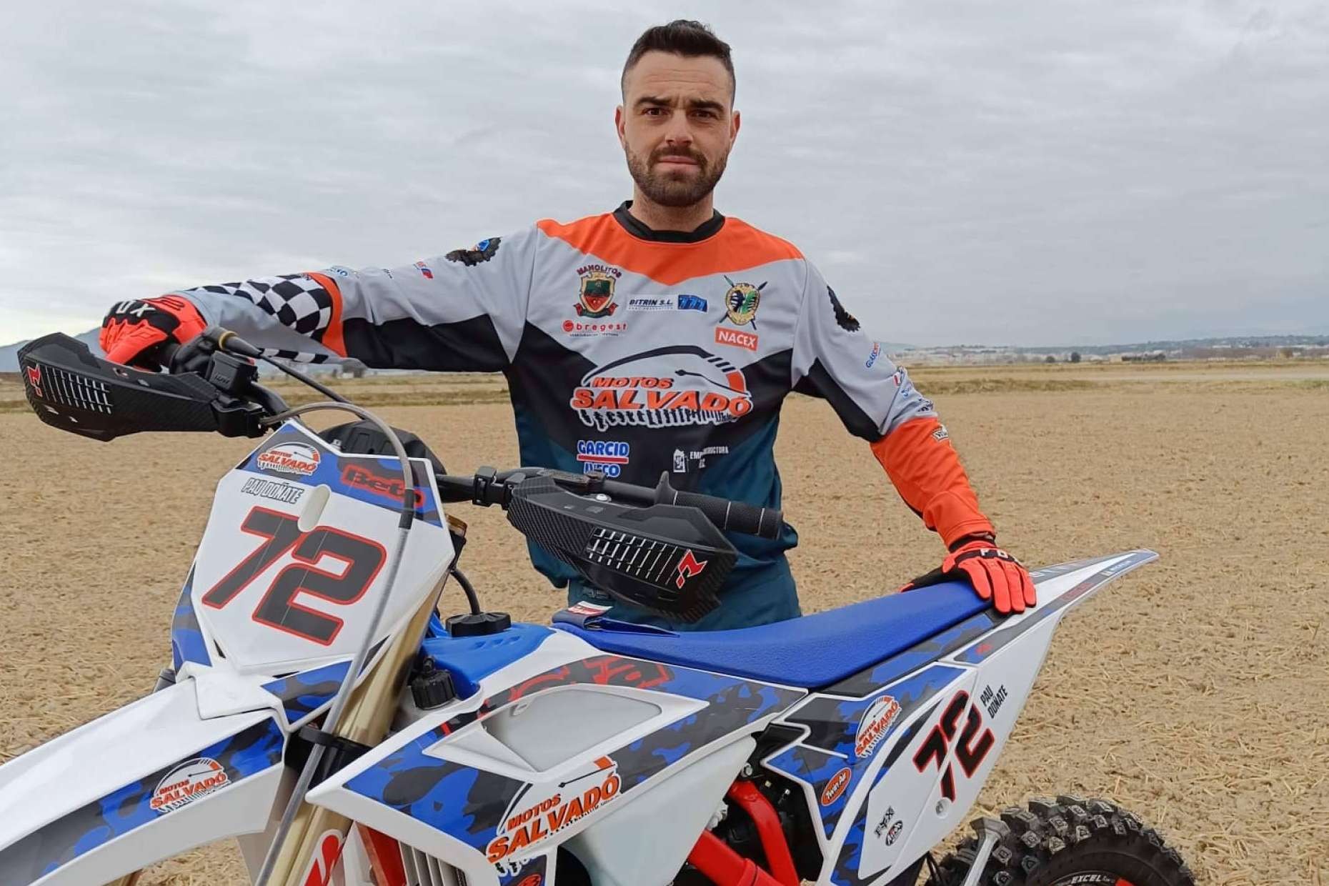 Ropa personalizada para enduro, motocross y trail en ADHESIVOSEMBARRADOS