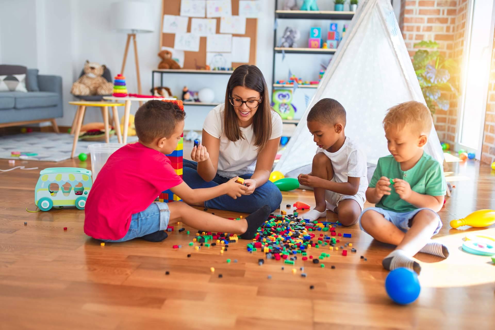 TSEI Online ofrece la posibilidad de estudiar la FP de educación infantil online a través de su plataforma
