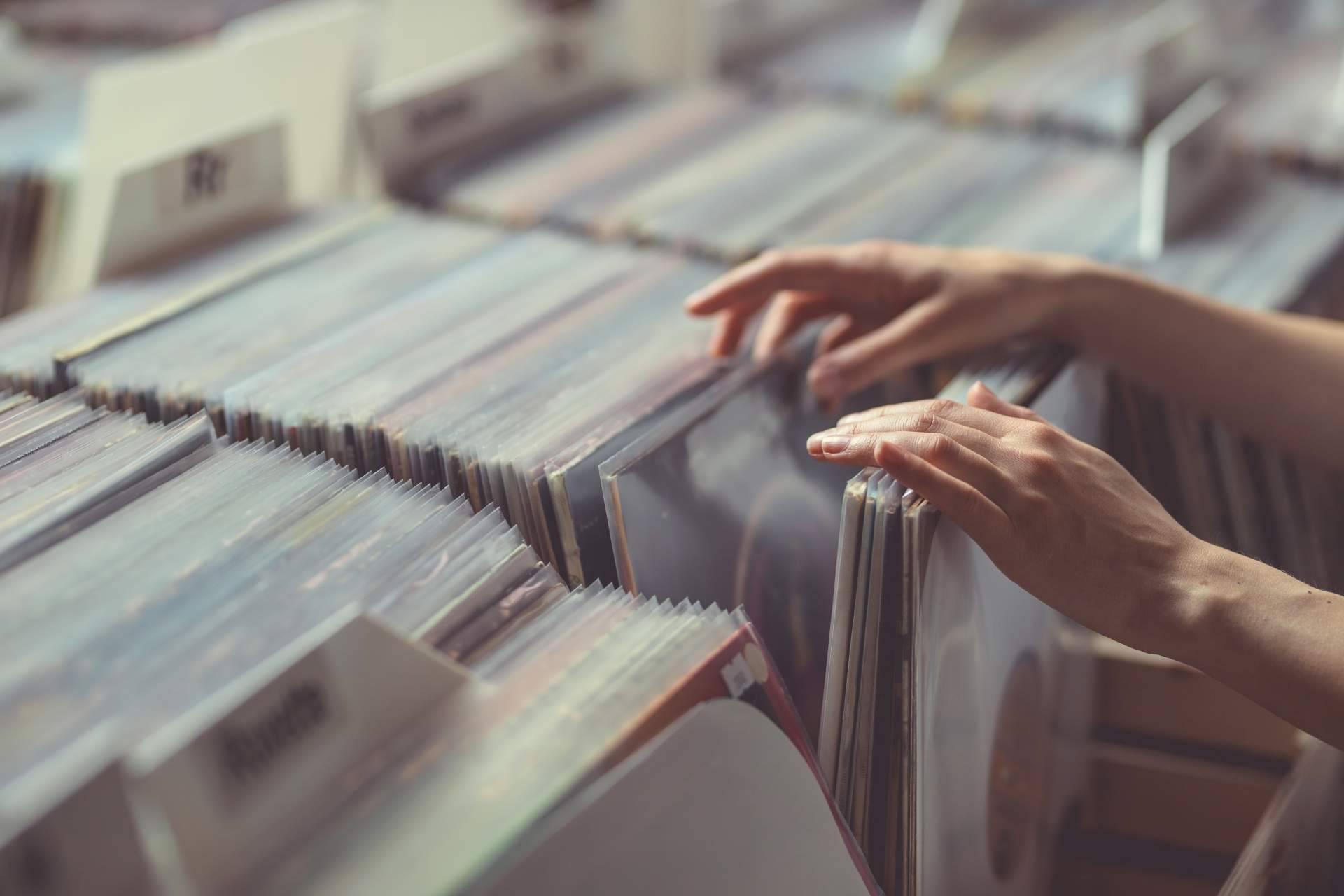 Fabricar un disco de vinilo personalizado de la mano de Kopyrecord