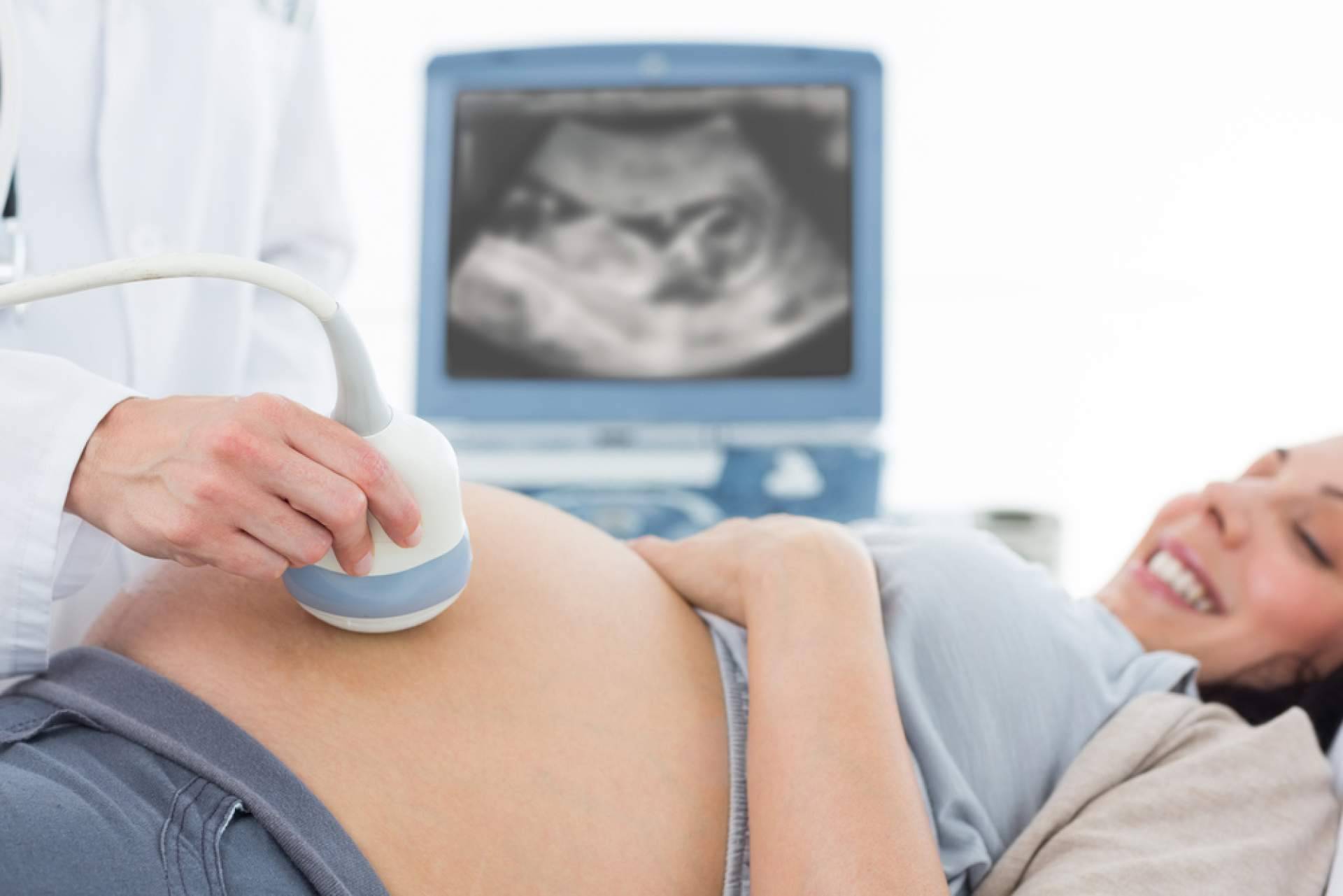¿Por qué motivo calcular el embarazo en semanas en lugar de en meses?