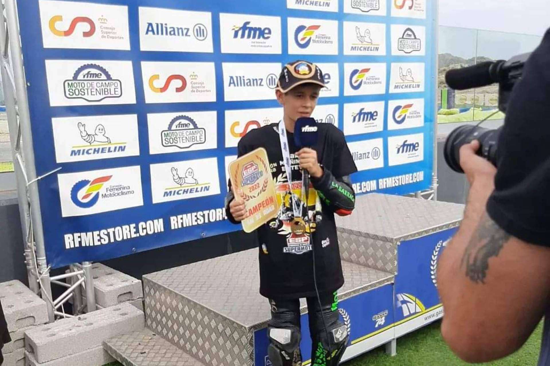 Marc Moñinos Esteve se convierte en el campeón de España en la categoría de Supermoto 85cc