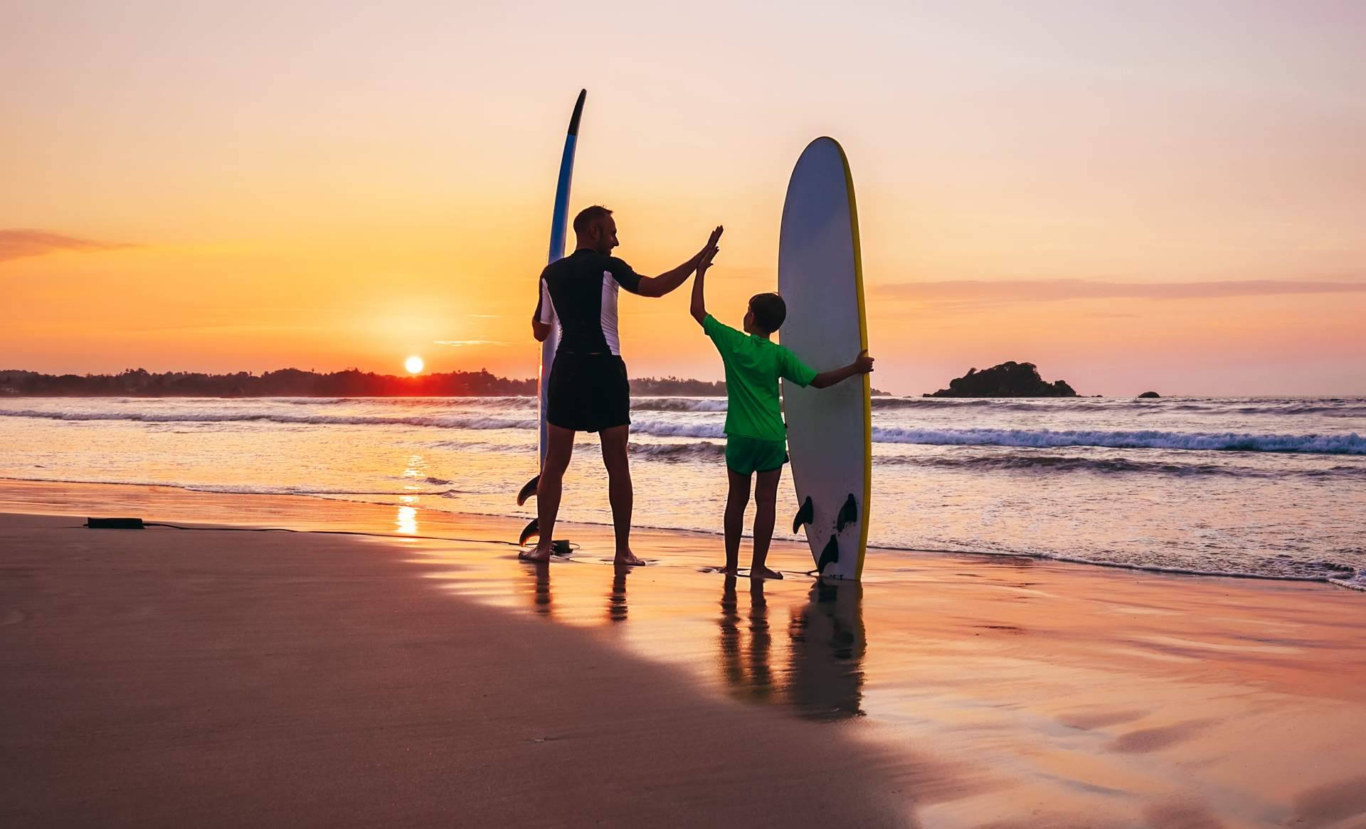 Beneficios del surf para niños, por Watsay Surf School