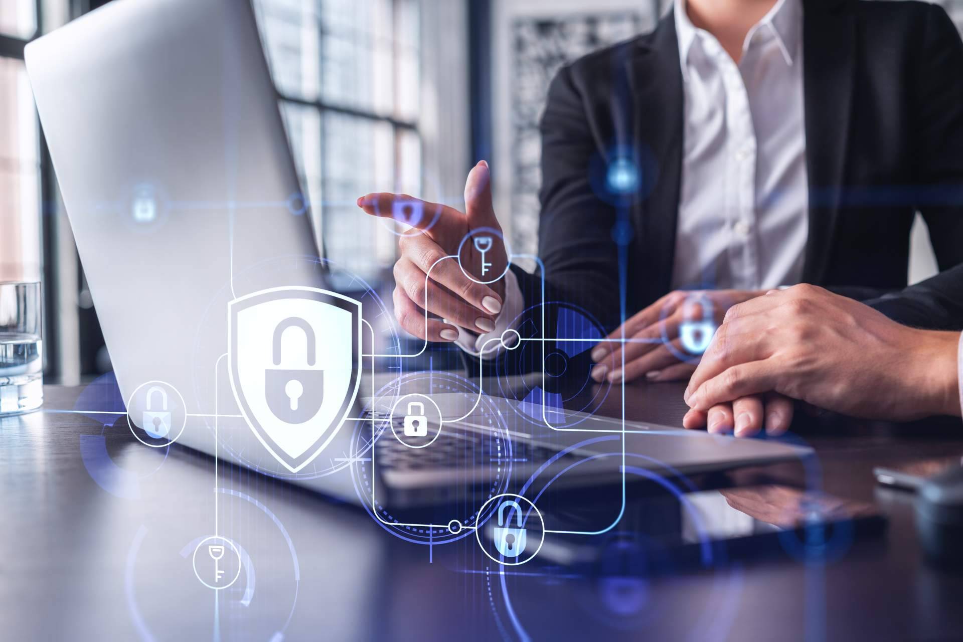 ¿Por qué aumentar la inversión en ciberseguridad?, por la firma Metafrase