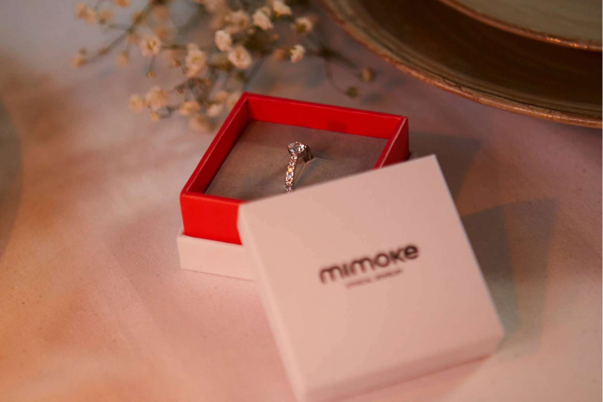Un anillo de compromiso, el regalo navideño ideal