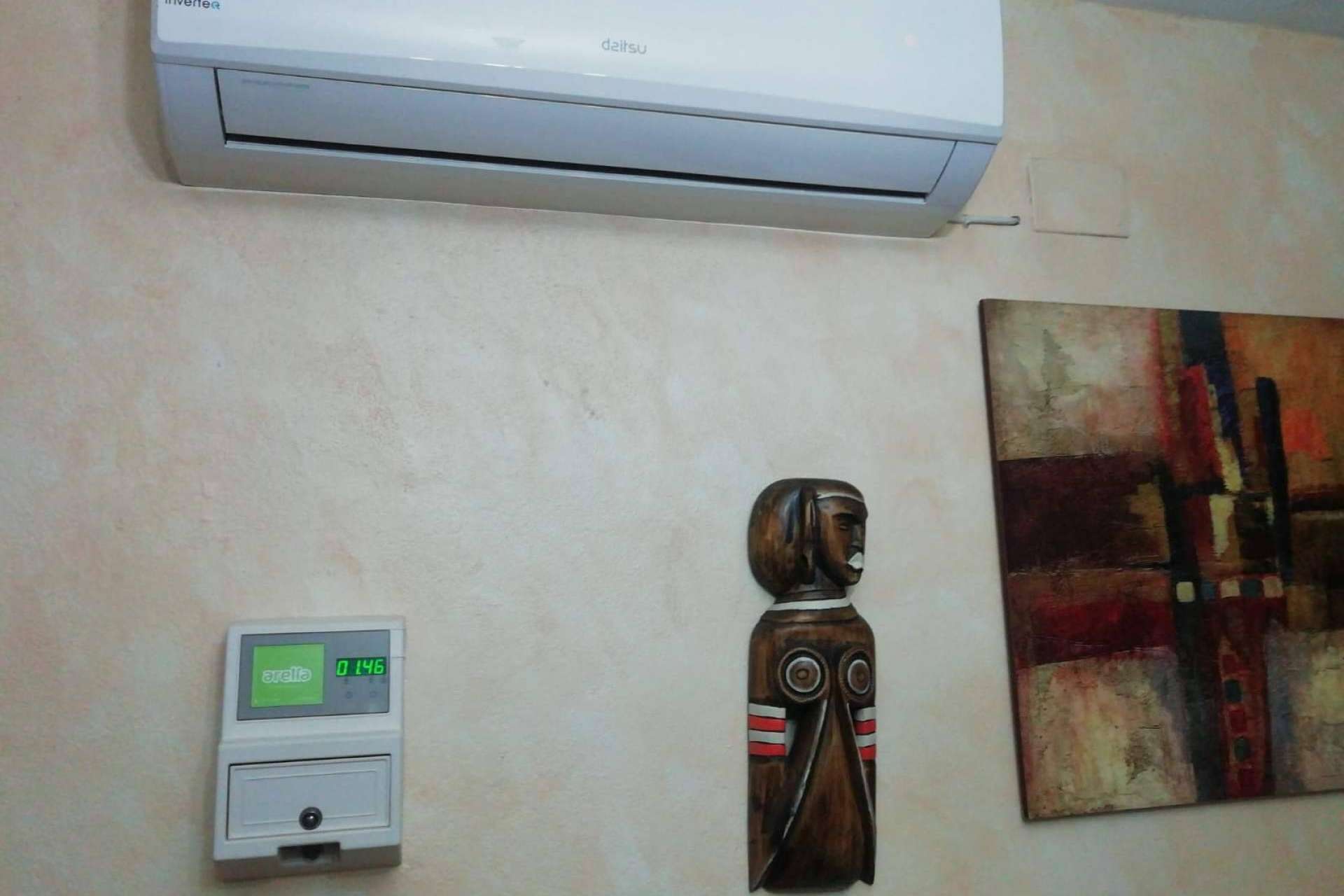 ¿Cómo controlar el consumo del aire acondicionado en apartamentos turísticos?