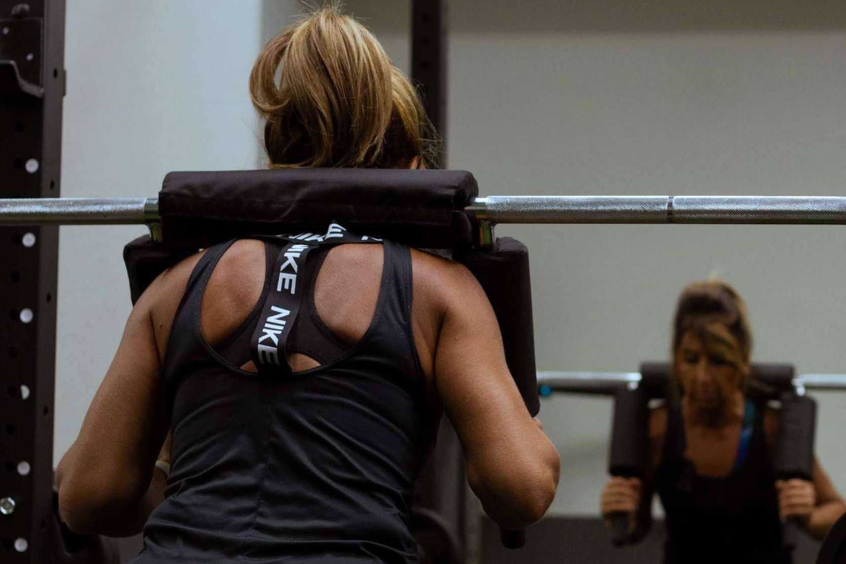 Entrenamiento de fuerza para la pérdida de peso de la mano de Muévete Conmigo