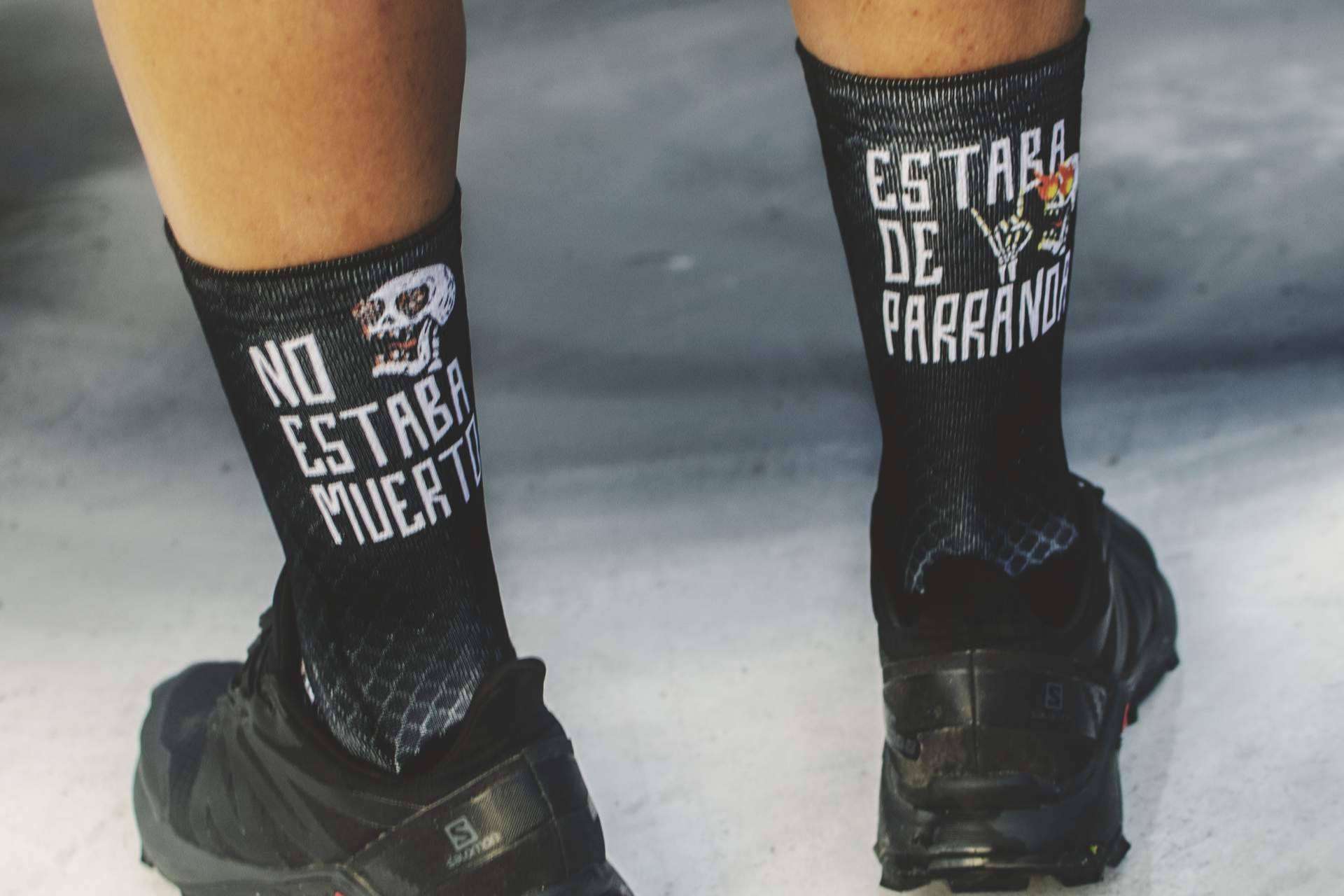 Calcetines personalizables de gran calidad para amantes del deporte, en Maldita Buena Suerte