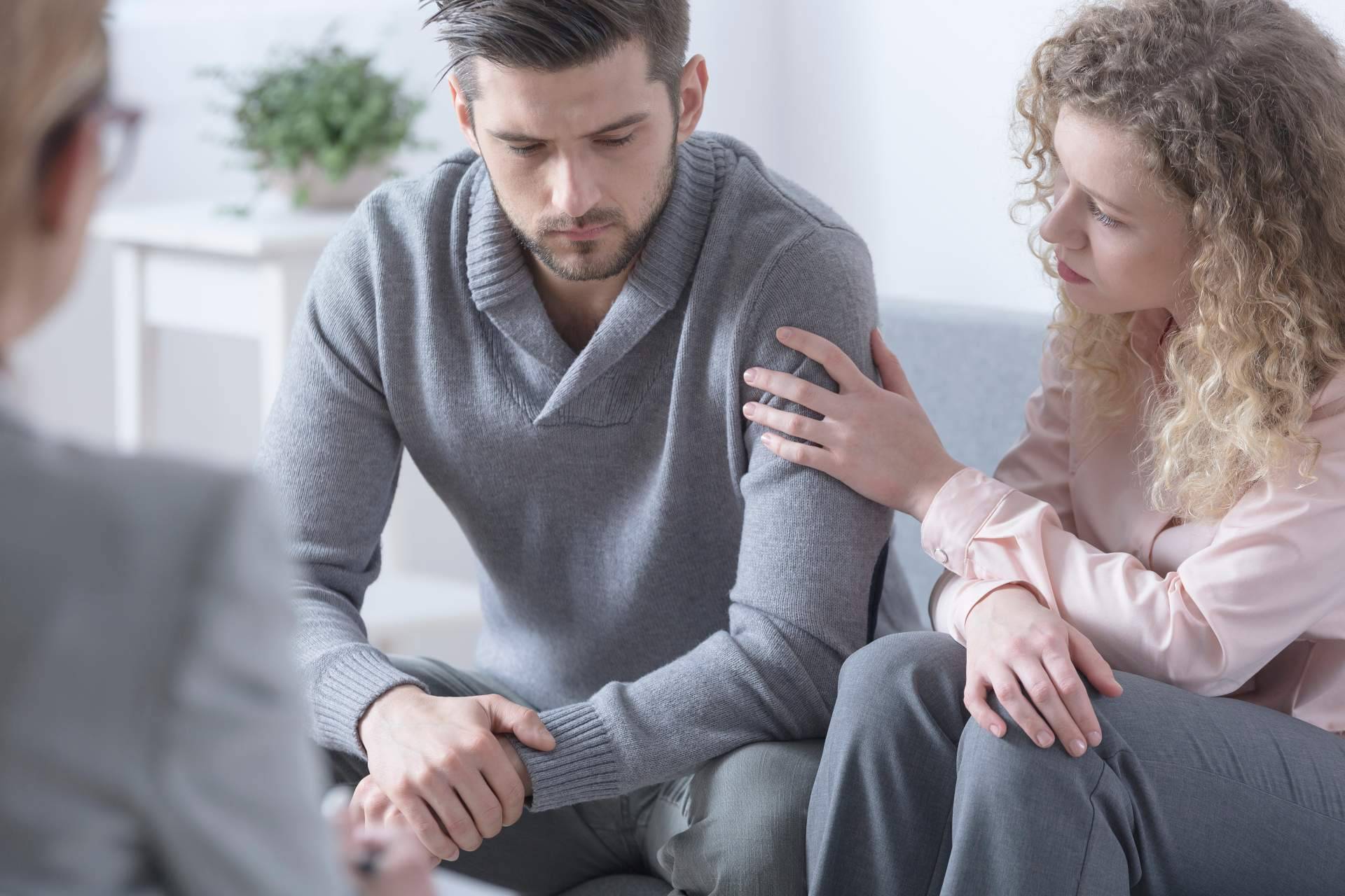 Terapia en casos de dependencia emocional con Apoyo Psicológico Online