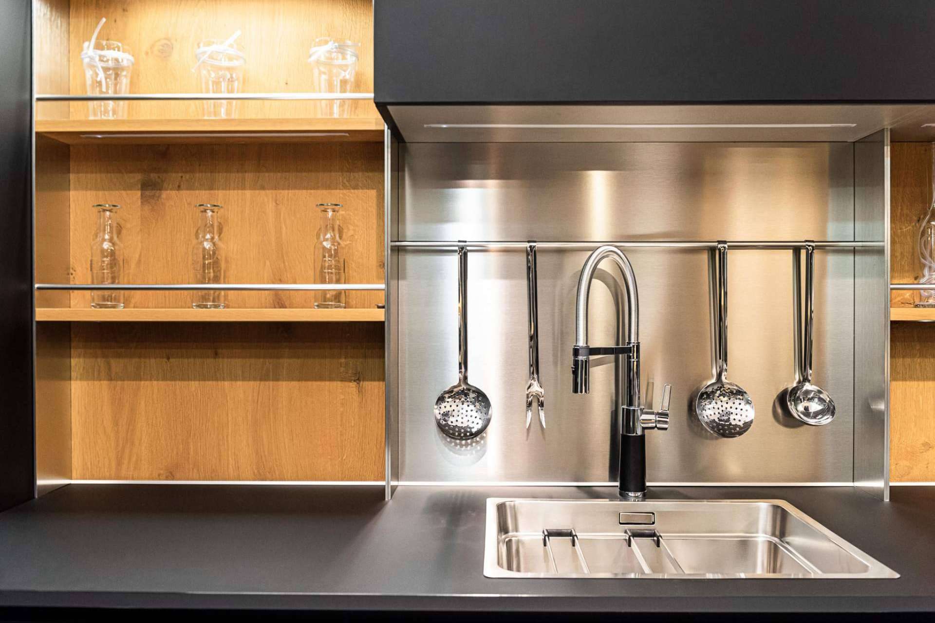 Diseño de cocinas modernas al estilo italiano, de la mano de Decor Mobel de Payrà