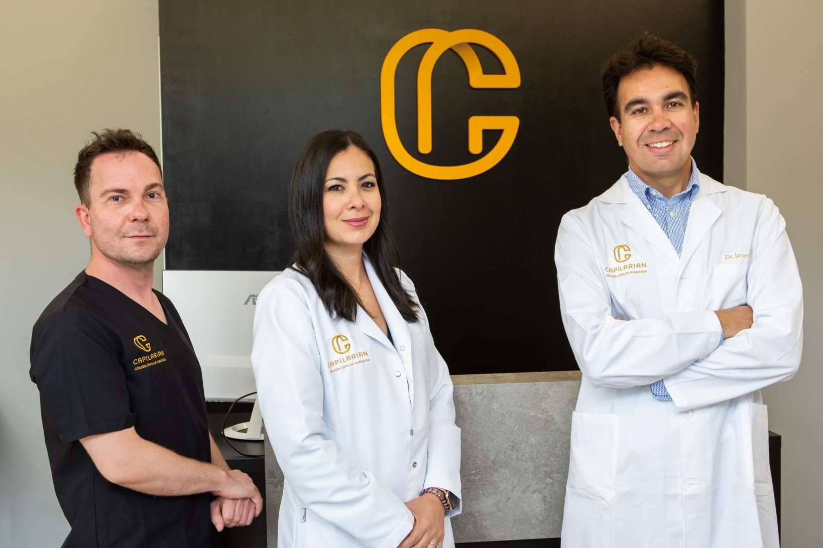 La clínica especializada en cirugía capilar en Cáceres, Capilarian