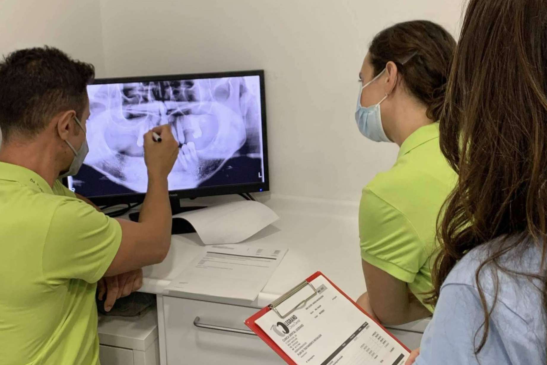 En Dental Legrand se especializan en tratamientos de implantes dentales