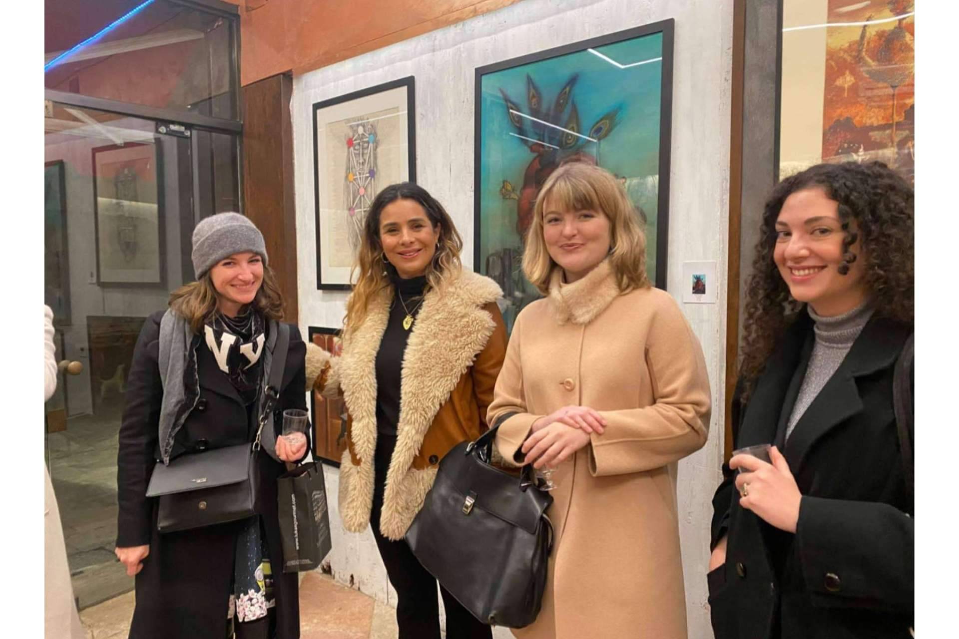 La exposición de Martha Sáenz, enmarcada en la exposición dedicada a la artista del surrealismo Leonora Carrington