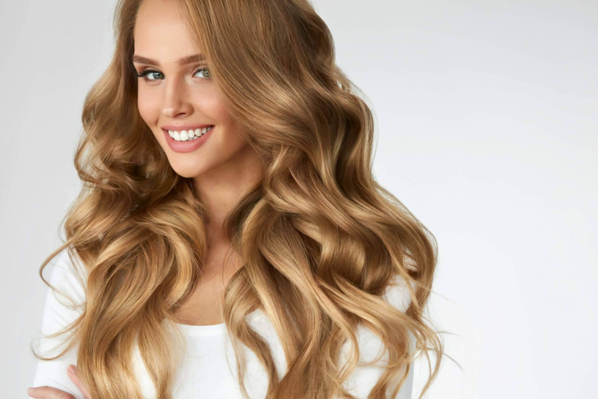 Los beneficios que proporcionan los barros para el pelo, con Aguapanela Belleza