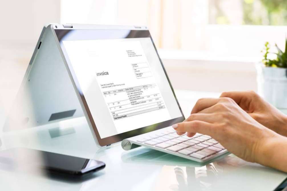 El software de facturación CRM que fomentan desde Solvermedia pretende fortalecer la relación entre las pequeñas y medianas empresas y el ámbito digital
