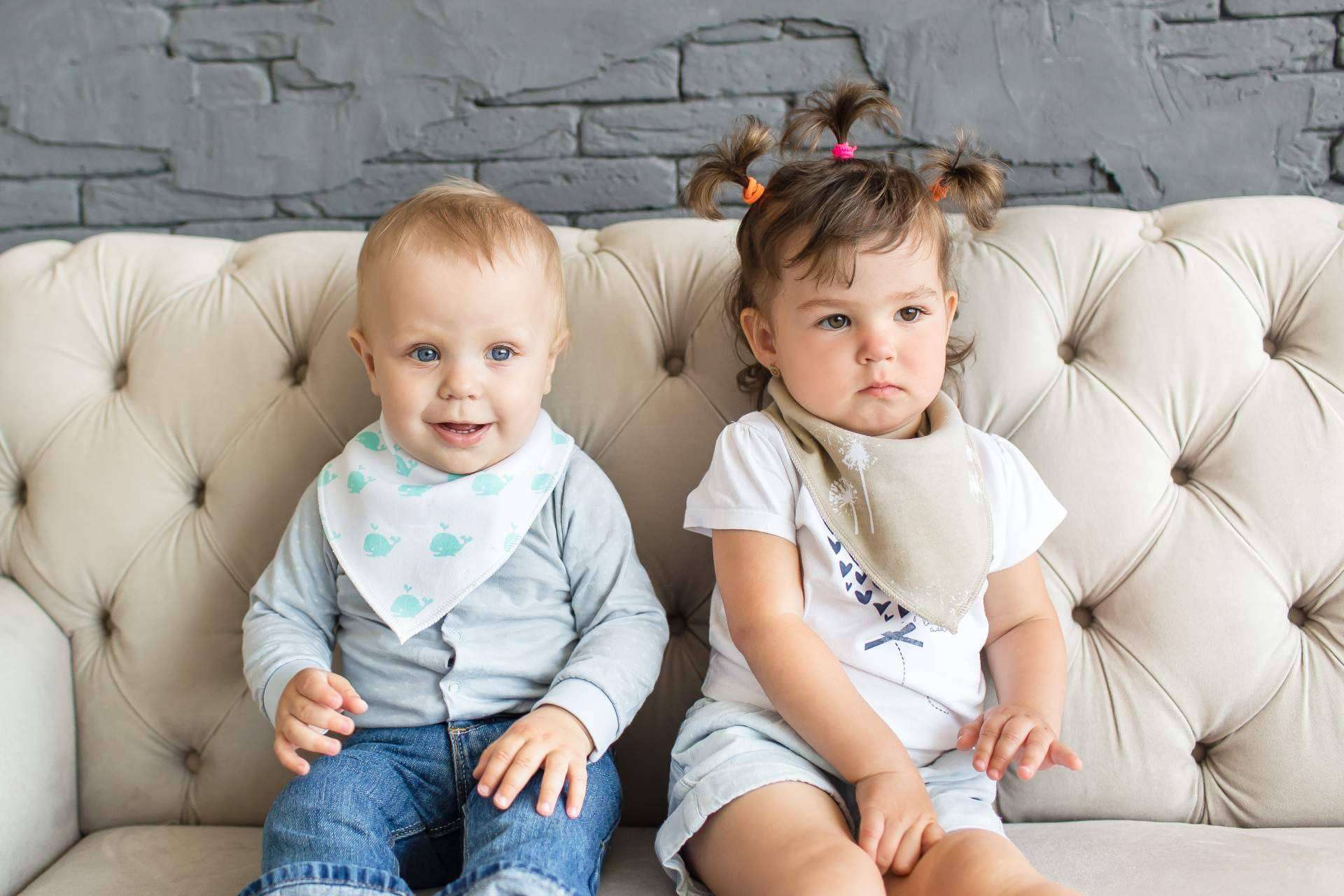 Baberos para bebé ecológicos con la marca de moda sostenible Baúl de Algodón