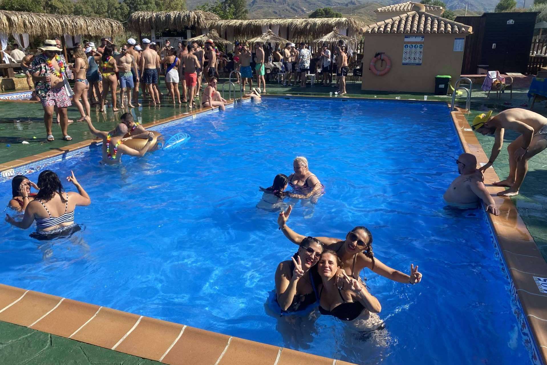 ¿Qué ciudades son ideales para celebrar una despedida en verano? Paradise Events