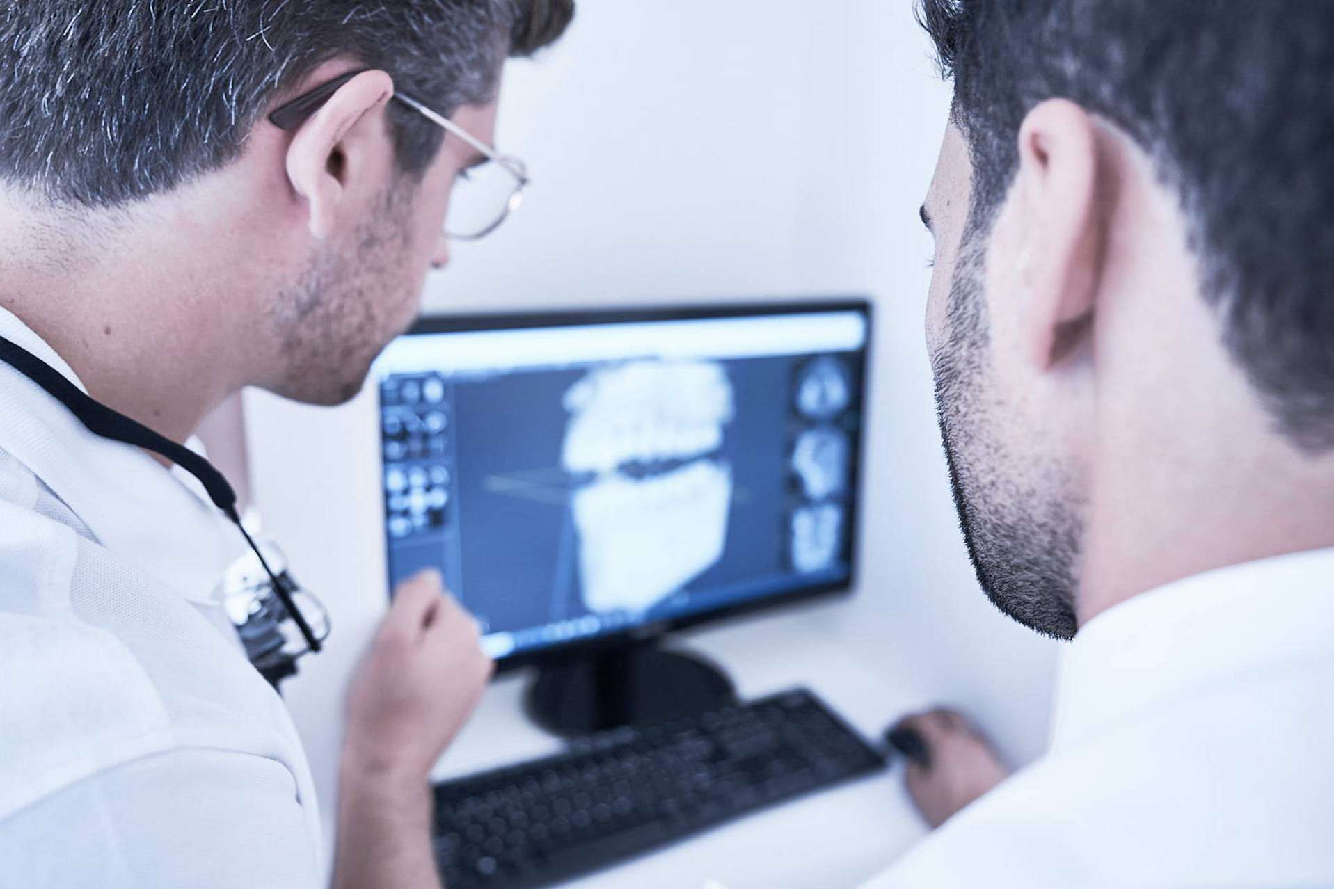 Entrevista al Dr. Basel El Nayef