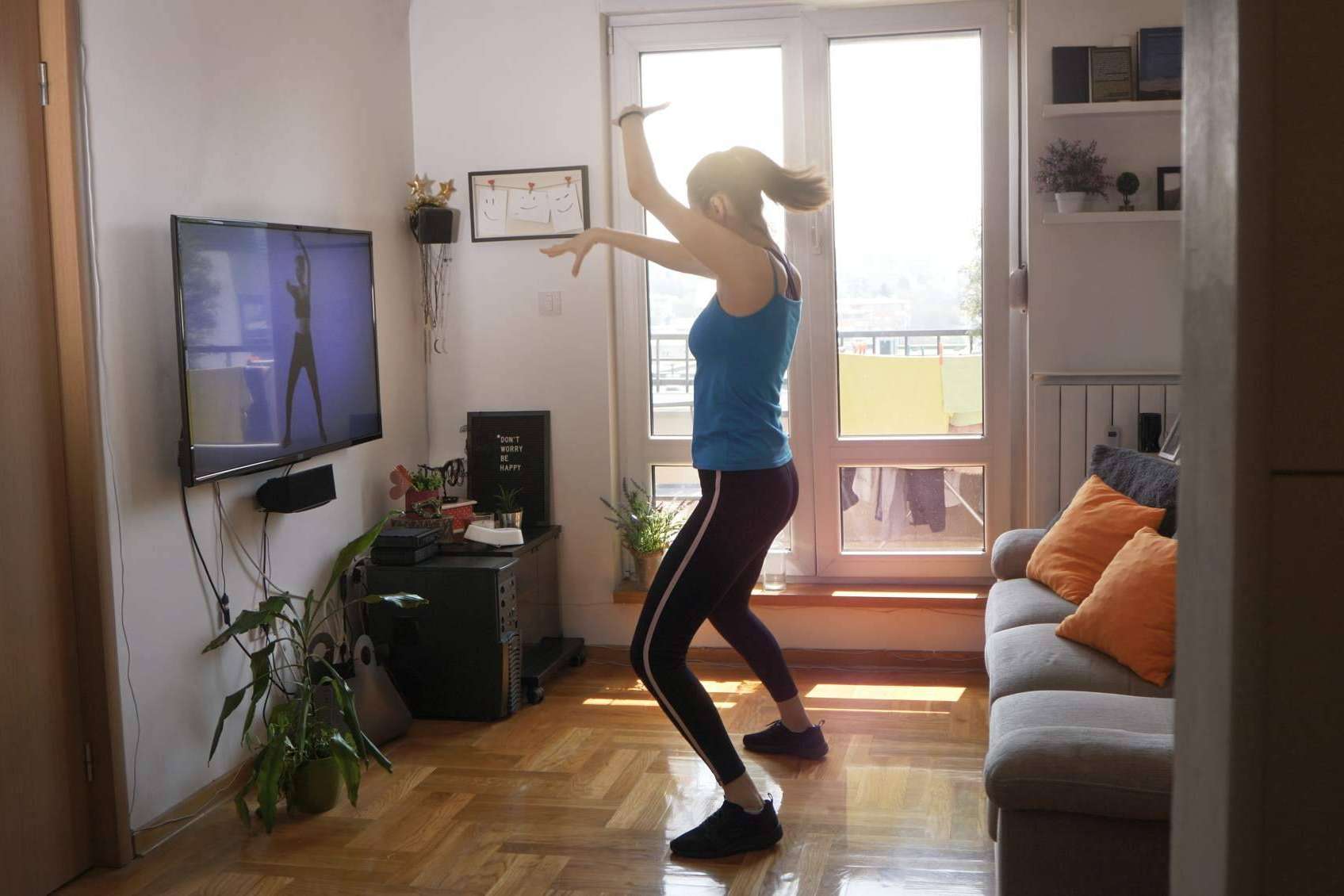 La academia de baile online con más de 150 clases para disfrutar desde la comodidad del hogar, Bailar Online