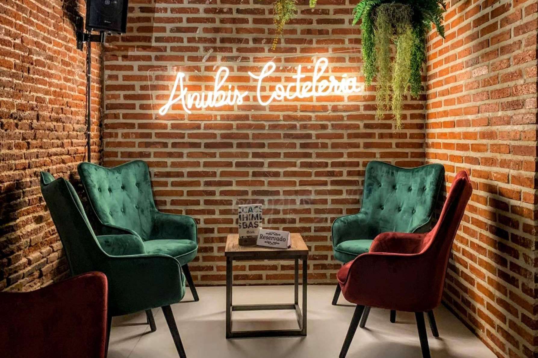 El equipo de especialistas en rotulación de INKPUT