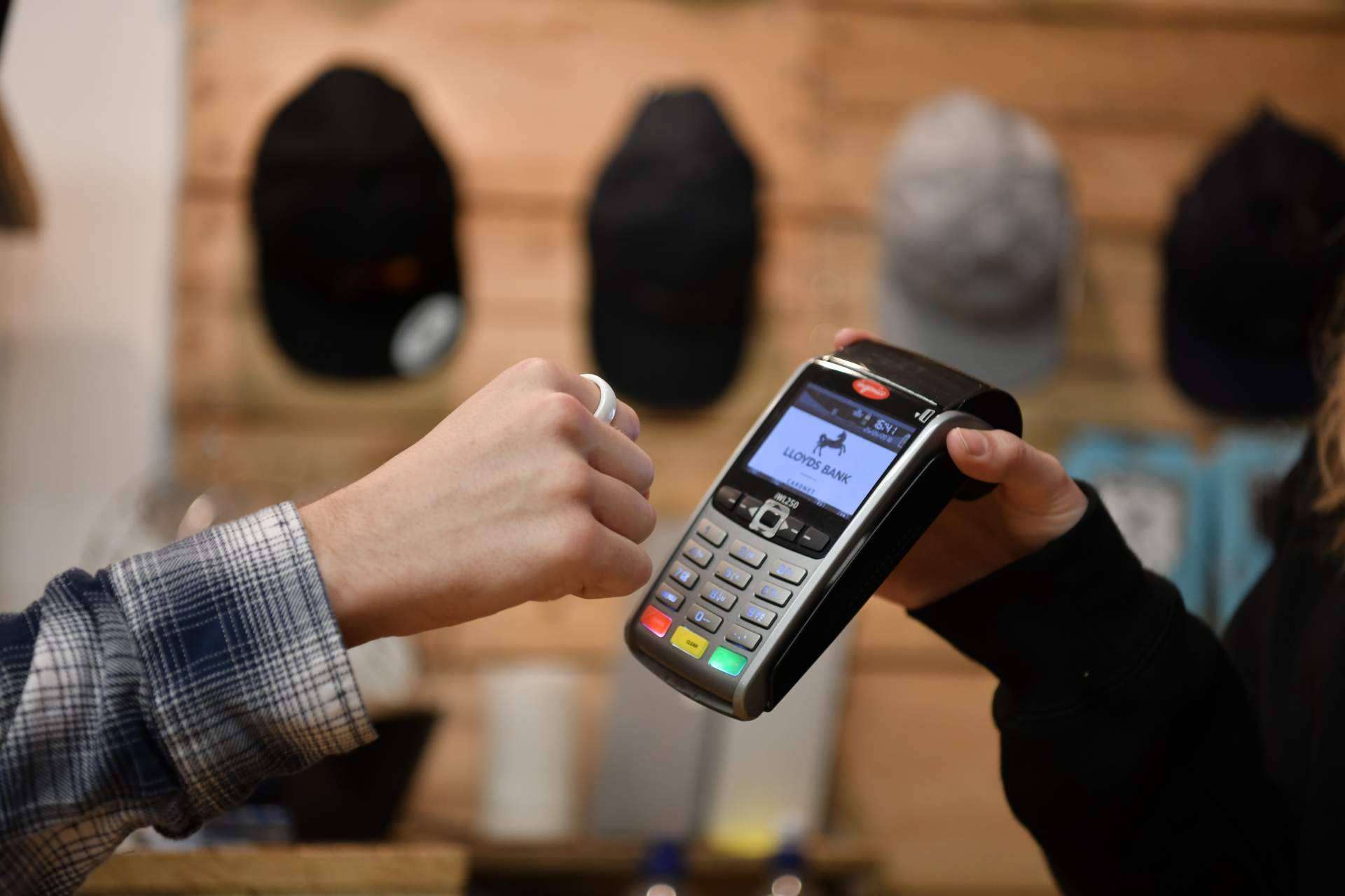 Todos los bancos españoles admiten el anillo Rikki
