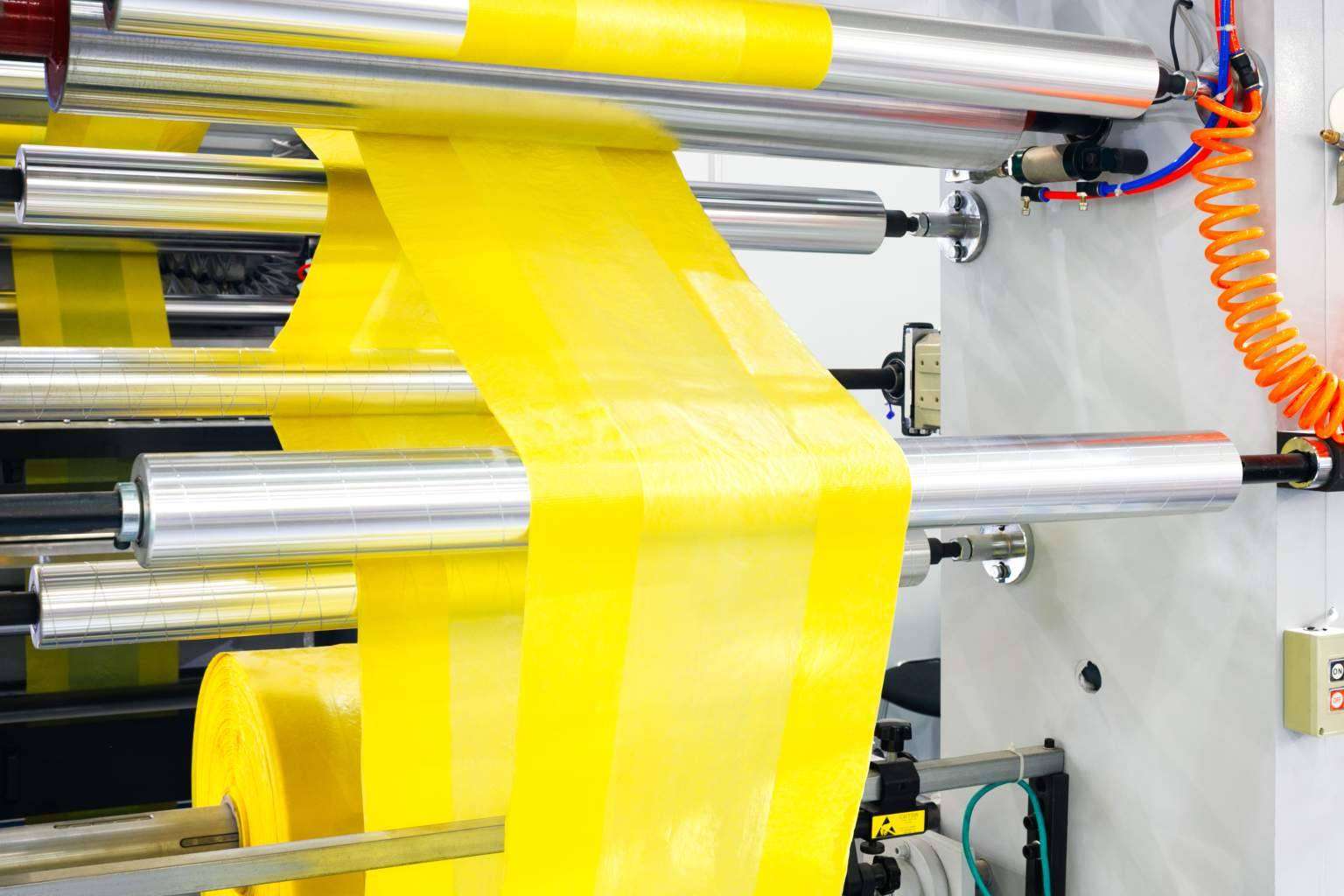 Comercialización y distribución de especialidades químicas para las industrias con Kadion