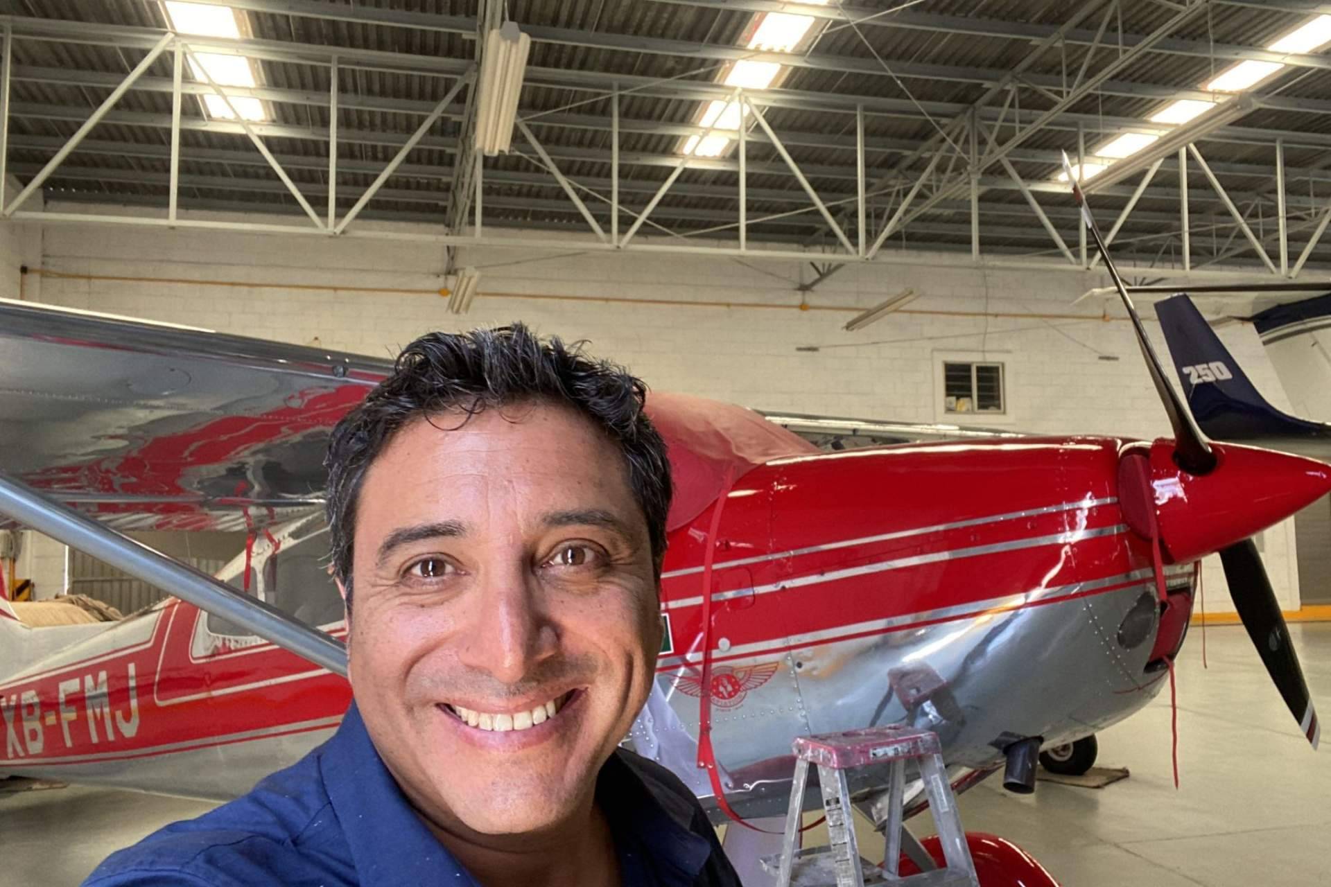 Bernardo Moreno muestra su compromiso con la industria aeronáutica