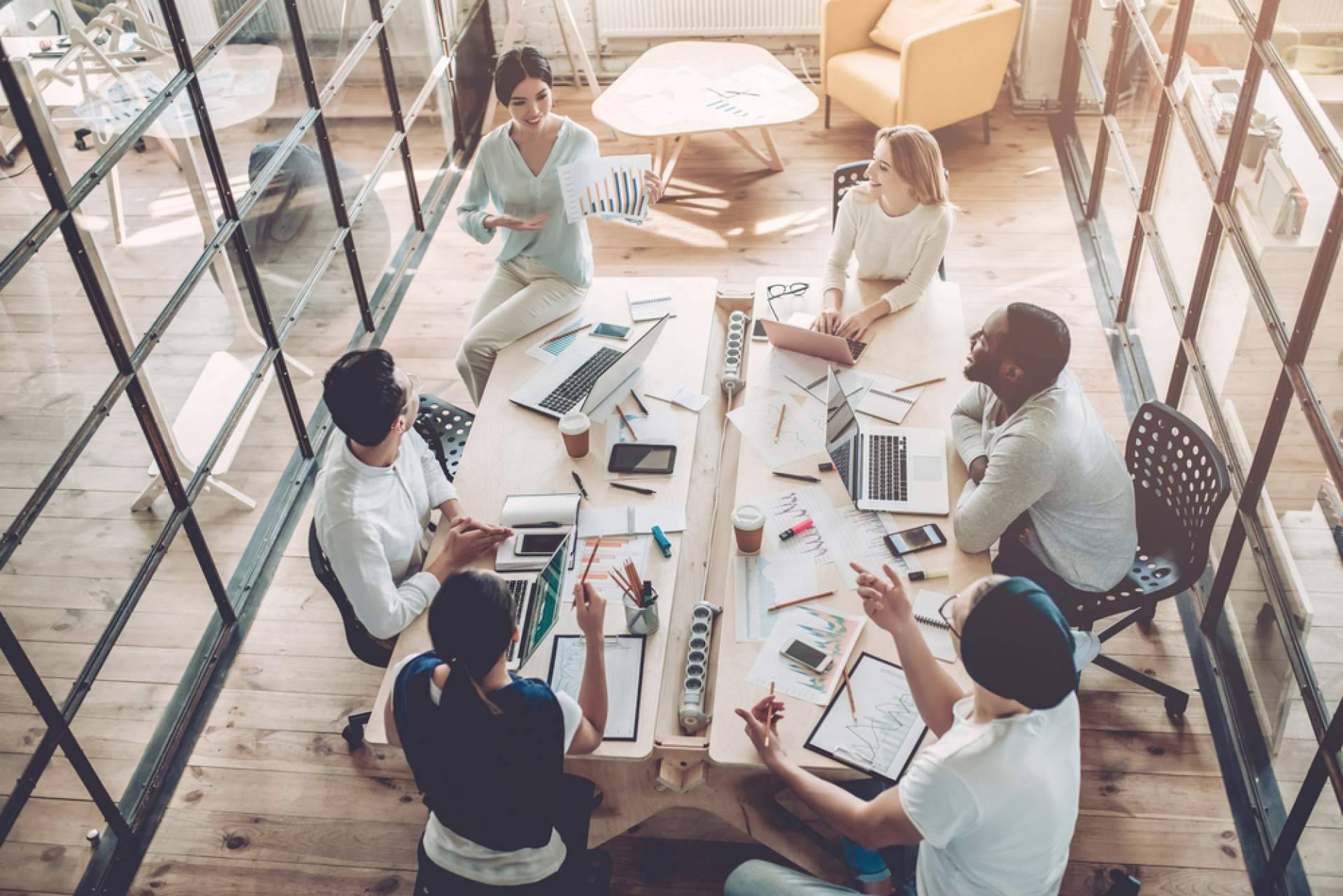 ¿De qué manera se gestiona la reputación online de una empresa?