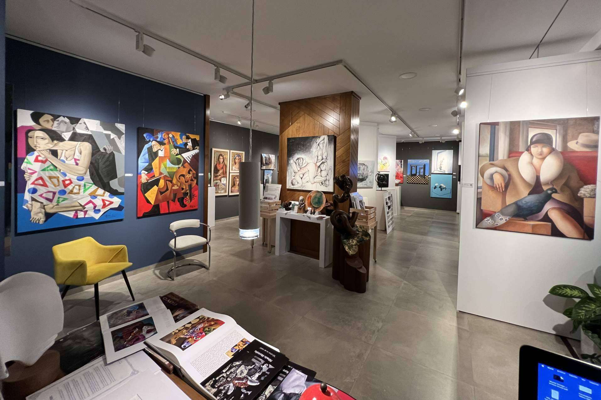 Las grandes obras del artista Alfredo Montaña expuestas en Lanzarote ART Gallery