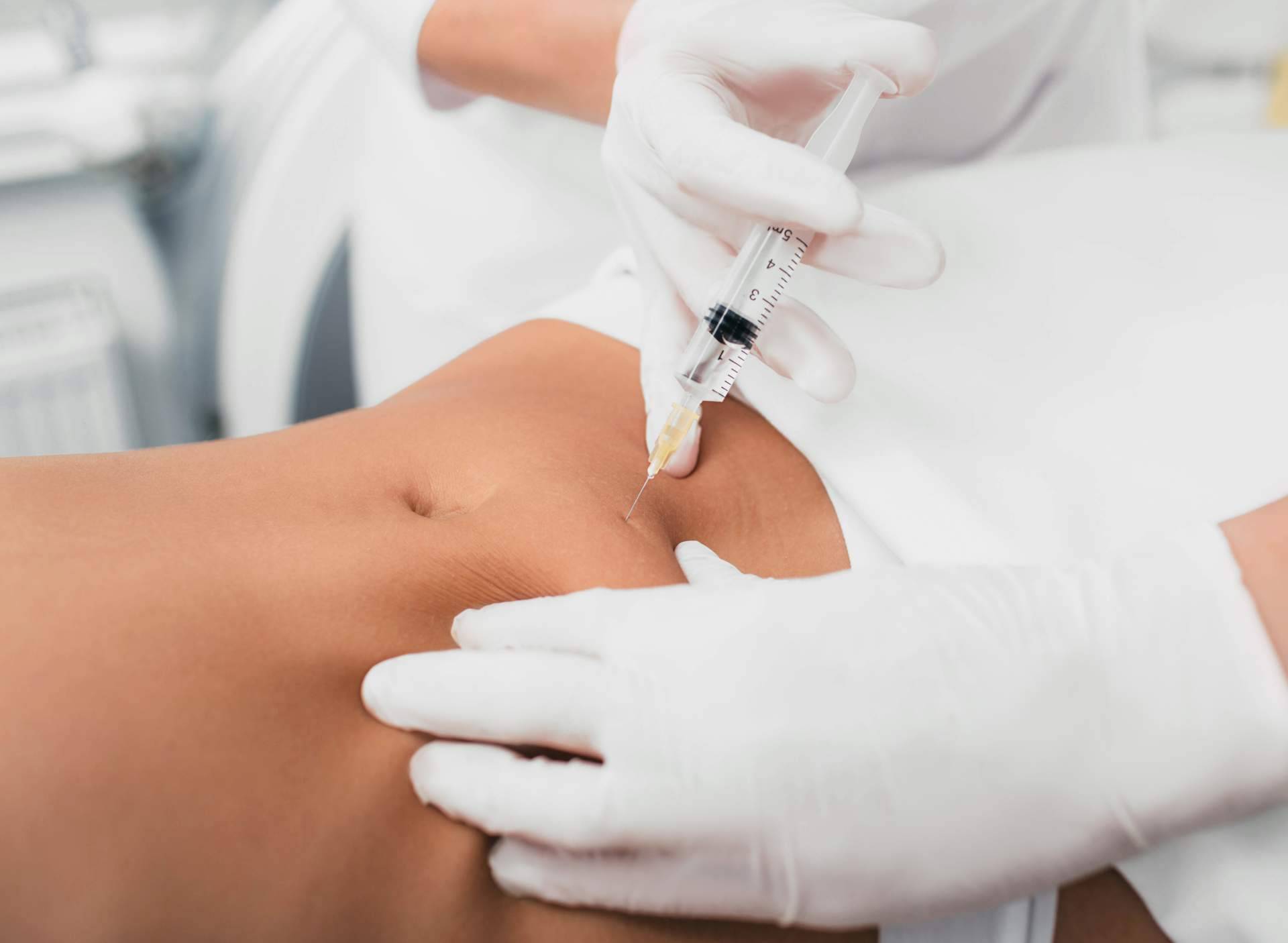 Mesoterapia efectiva contra la celulitis de la mano de Alluring Clinic