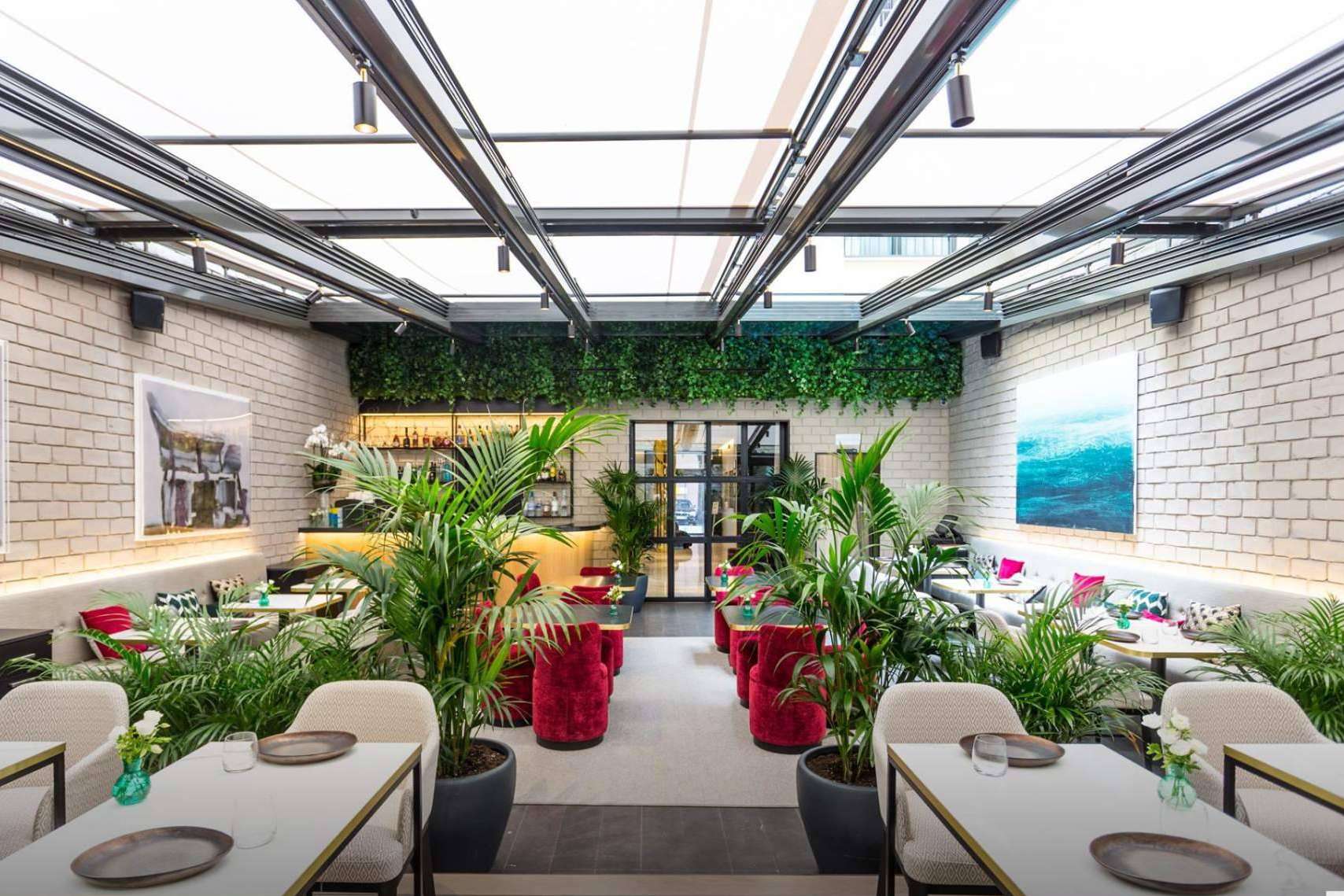 Instalar techos para patios interiores, de la mano de Airclos