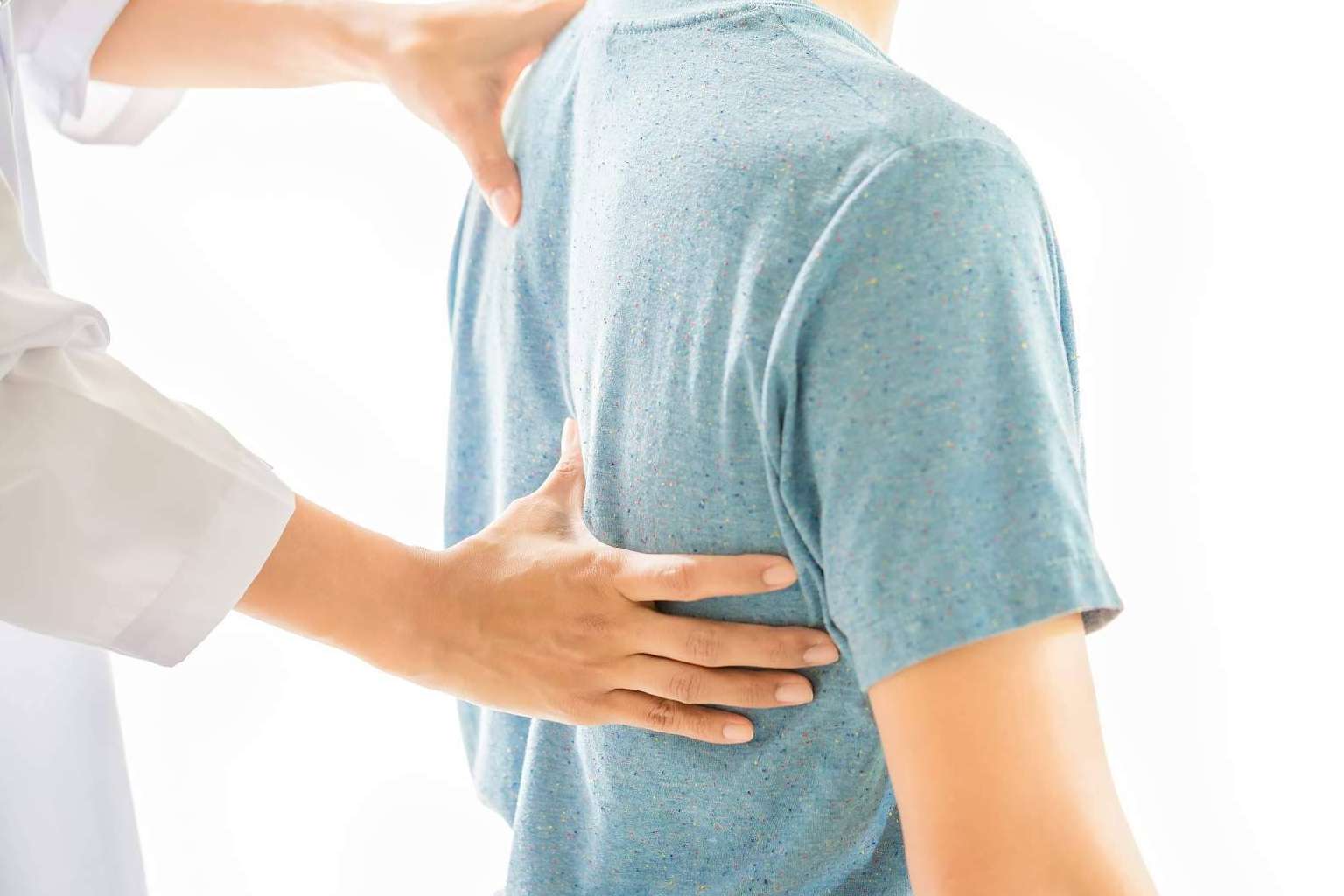 La innovadora cirugía de hernia discal en menos de una hora y sin ingreso hospitalario