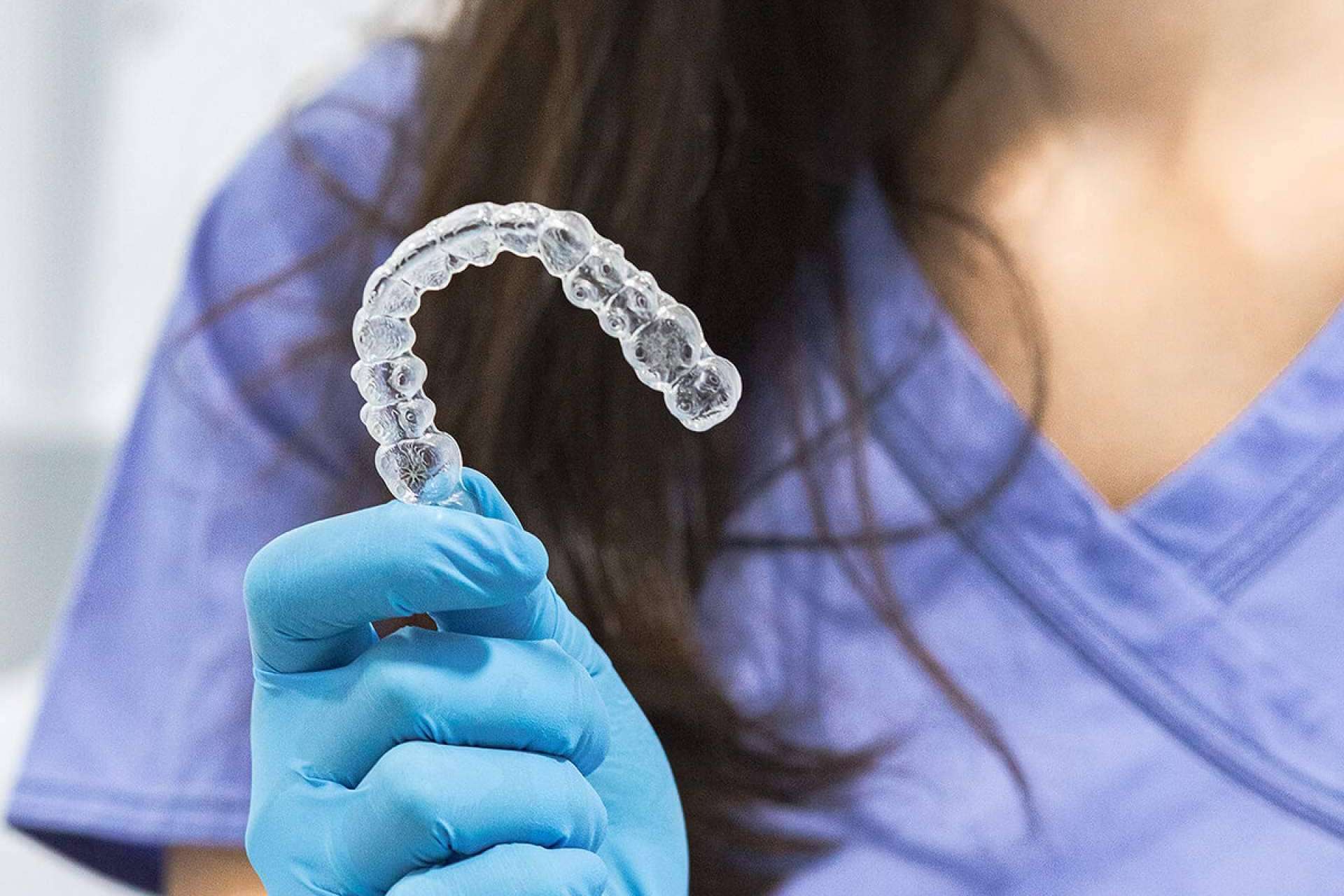 Tratamientos de ortodoncia invisible en Málaga de la mano de Clínica Dentinos