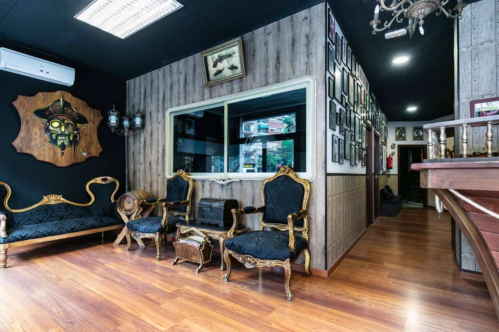 Cómo cuidar de un piercing según los profesionales de La Piratería Tattoo Valencia