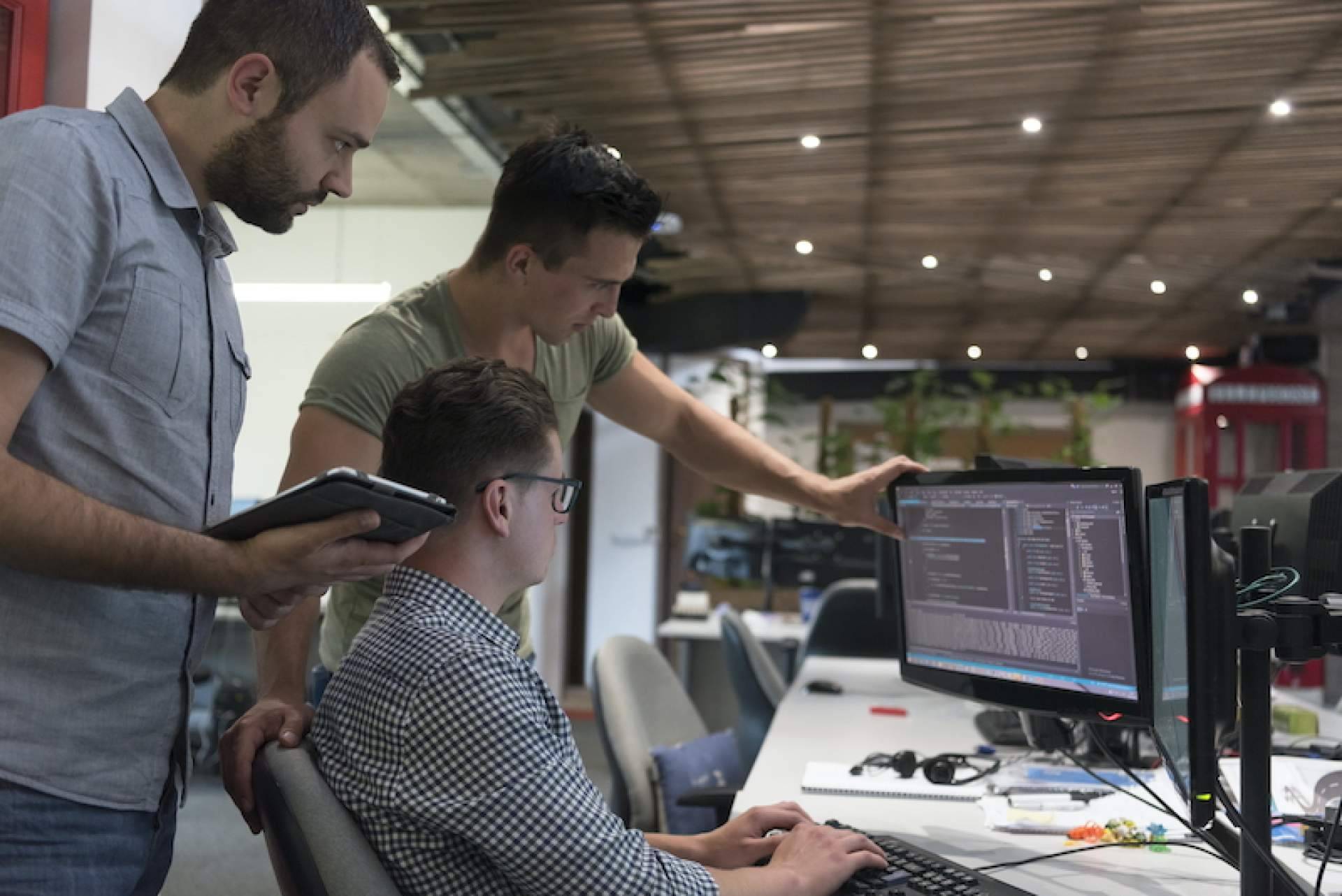 Las características del software propietario