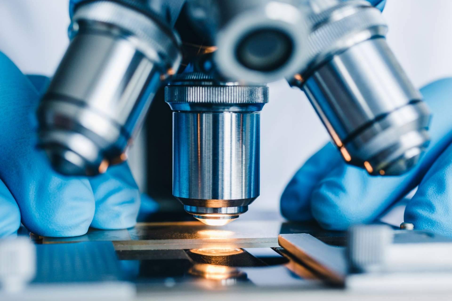 ¿Cómo puede ayudar un análisis celular a los pacientes de cáncer?