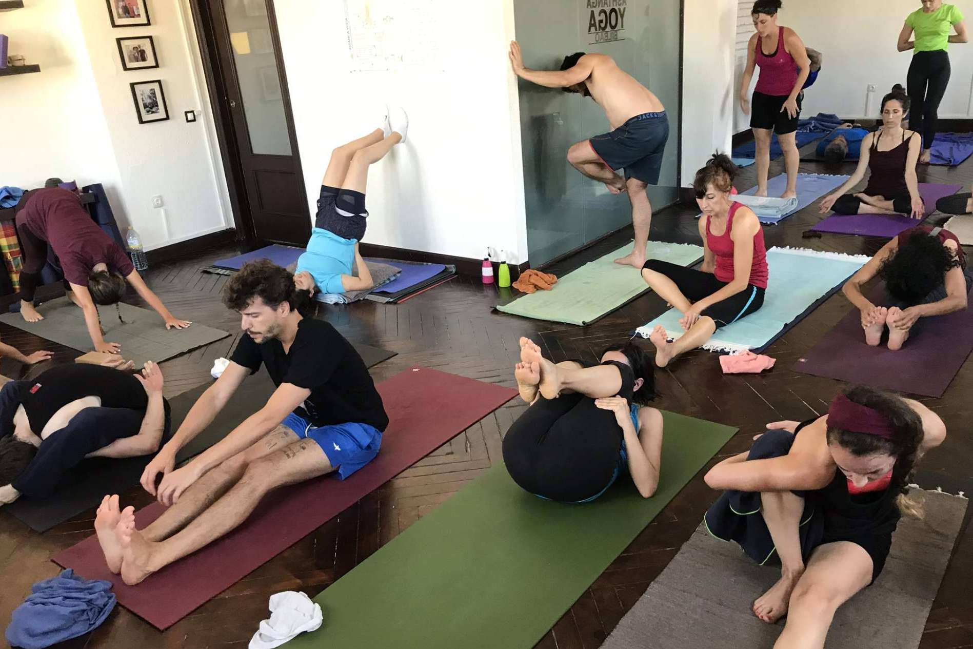 La única escuela autorizada para enseñar yoga tradicional en Euskadi es Ashtanga Yoga Bilbao