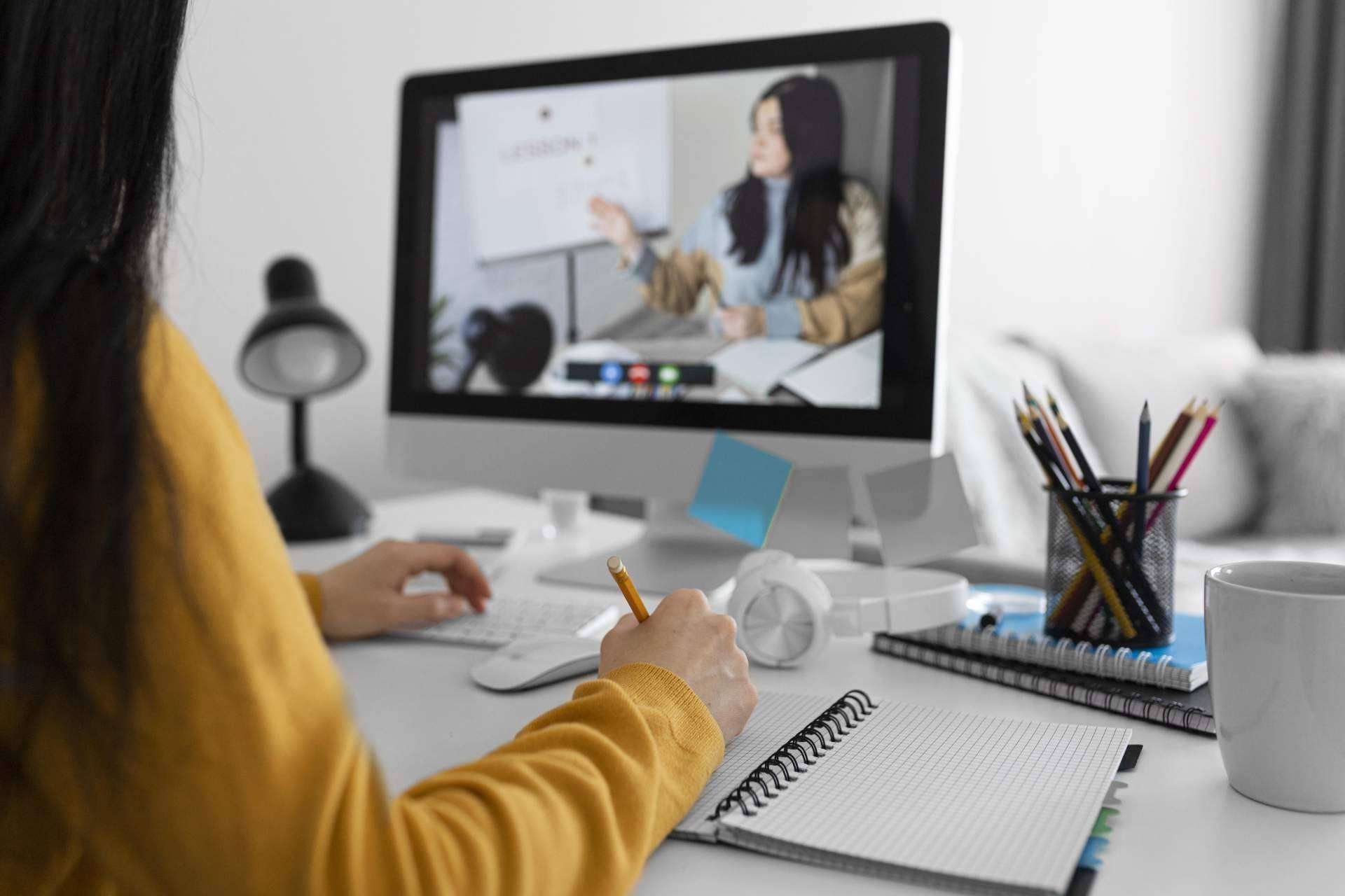 La Academia de Trabajo Social cuenta con más de 100 cursos online para profesionales del trabajo social