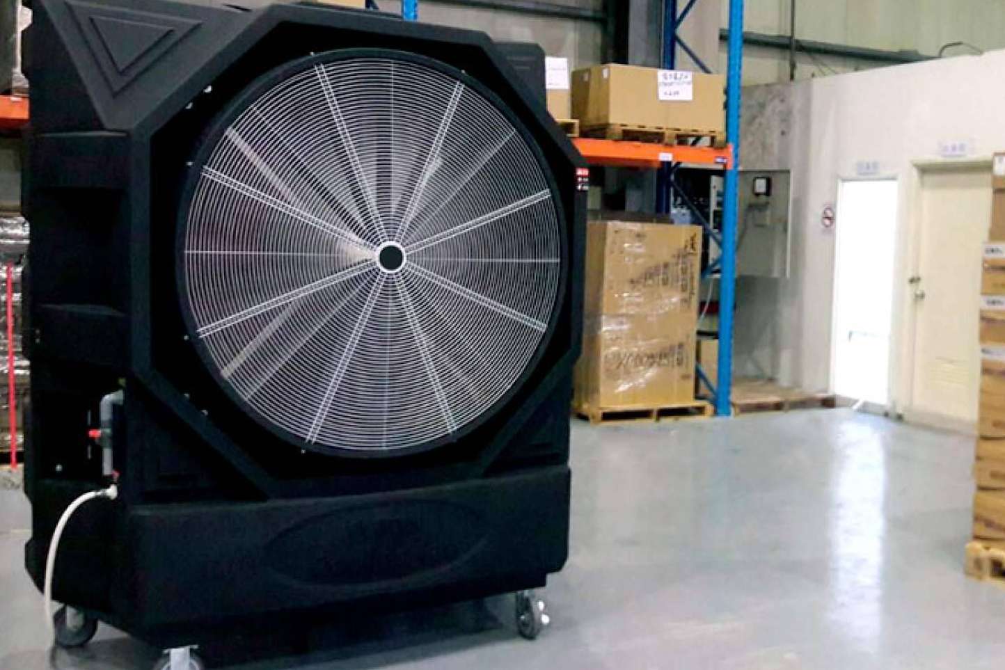 Enfriadores evaporativos portátiles de Esencial Cool