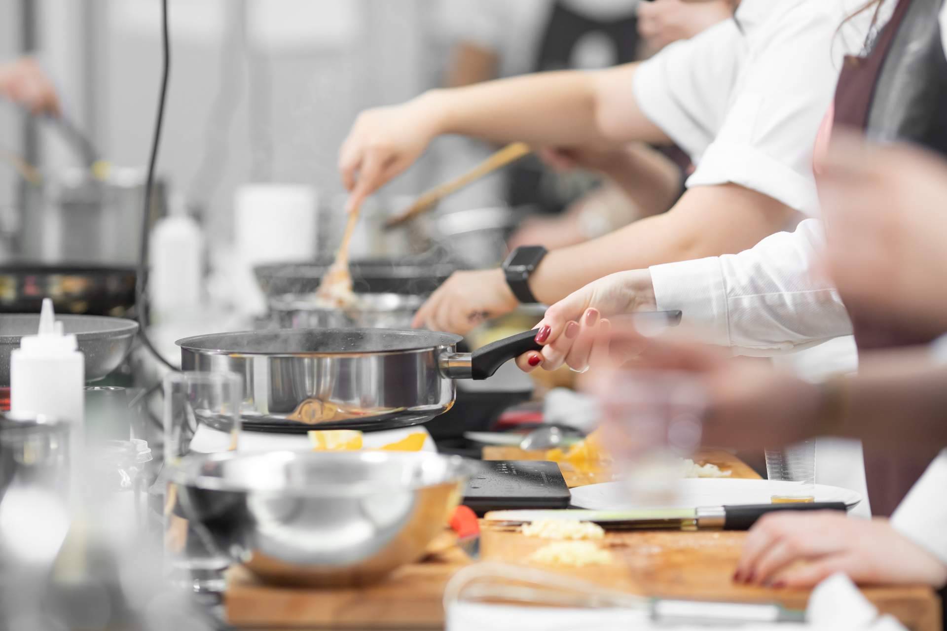 Just Royal BCN, un espacio de talleres gastronómicos en el corazón de Barcelona