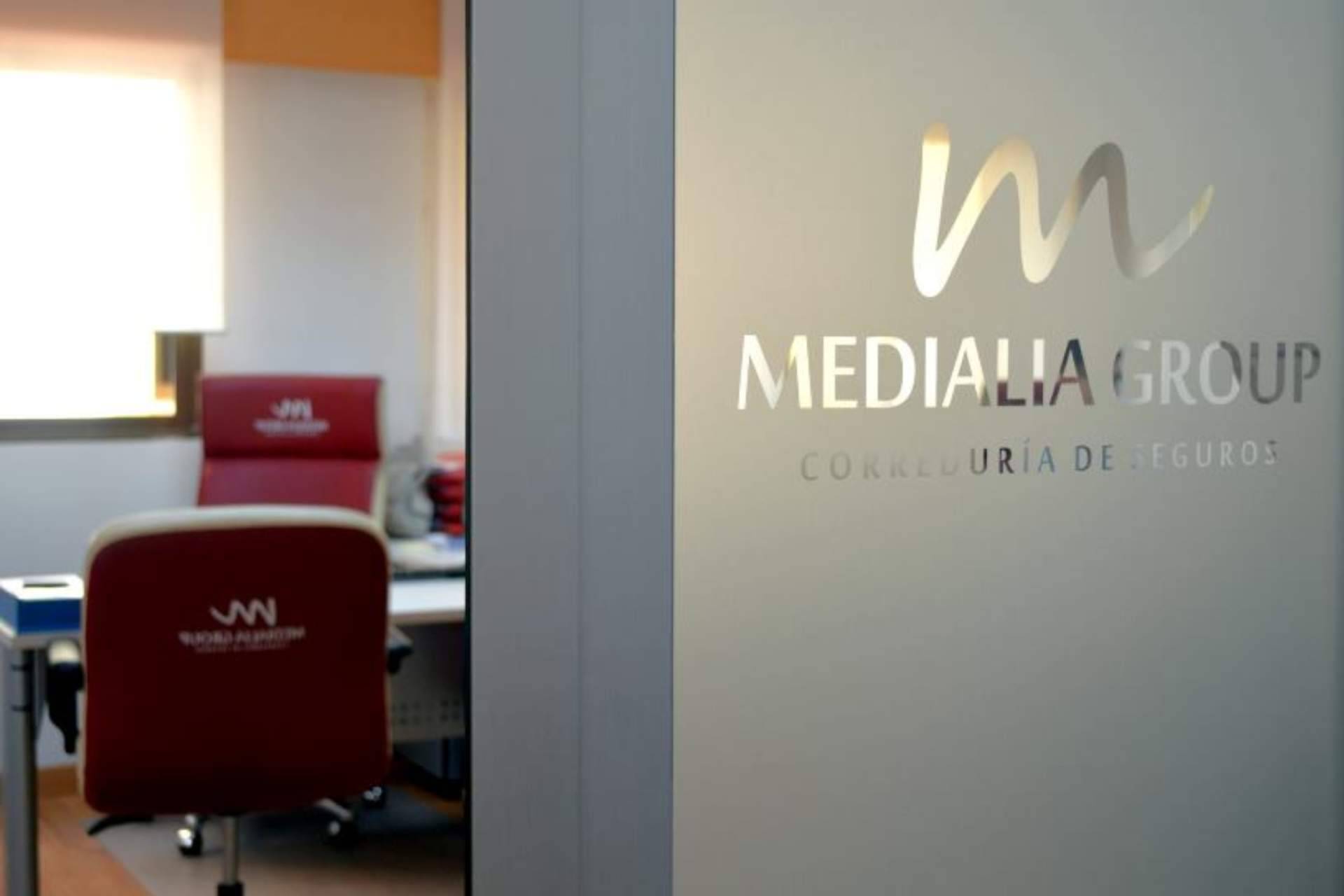 ¿Dónde encontrar una correduría de seguros que ofrece la oportunidad de operar como parte de sus franquicias de seguros? Medialia Group