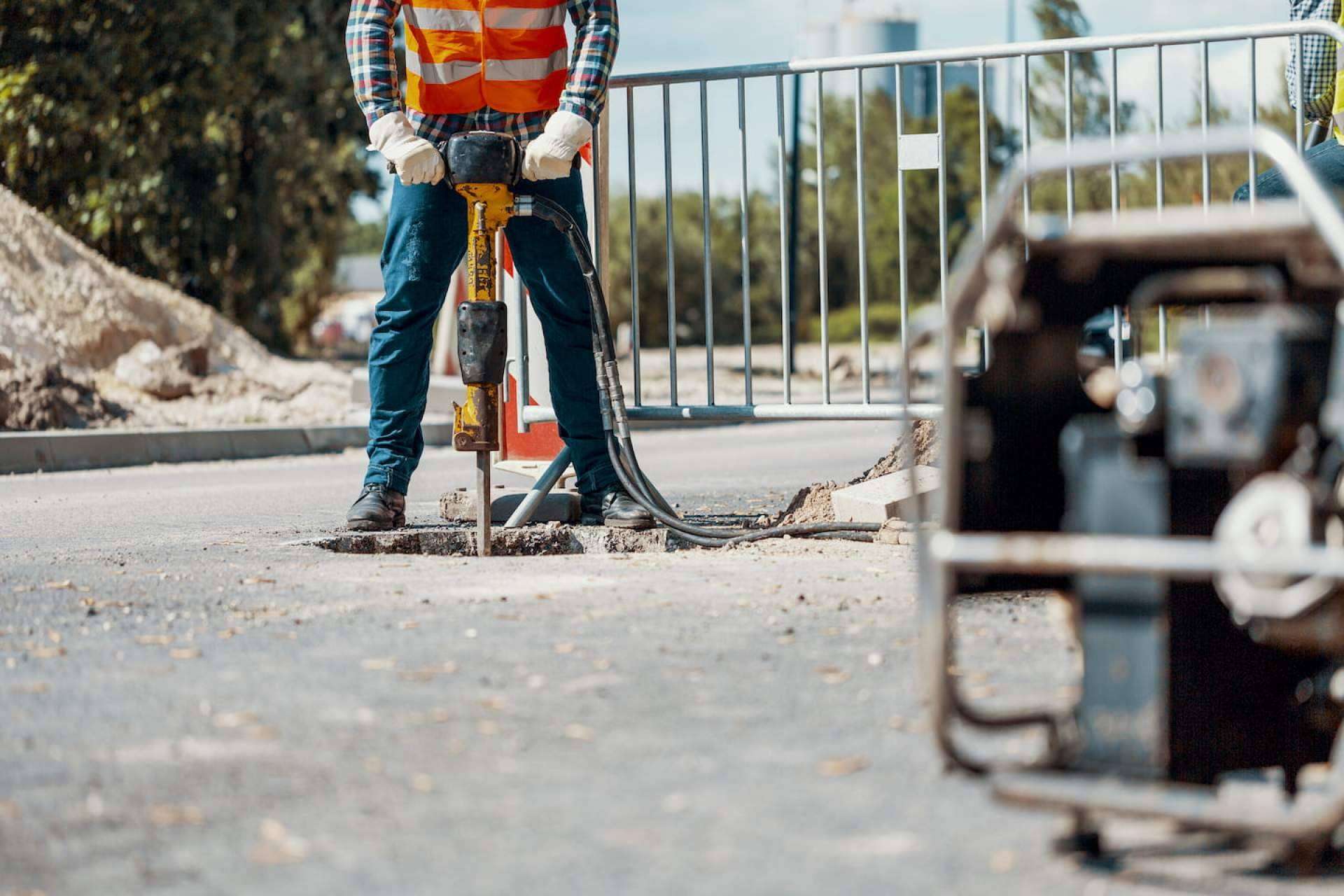 Venta y alquiler de material de construcción en Granada, con Sogessur