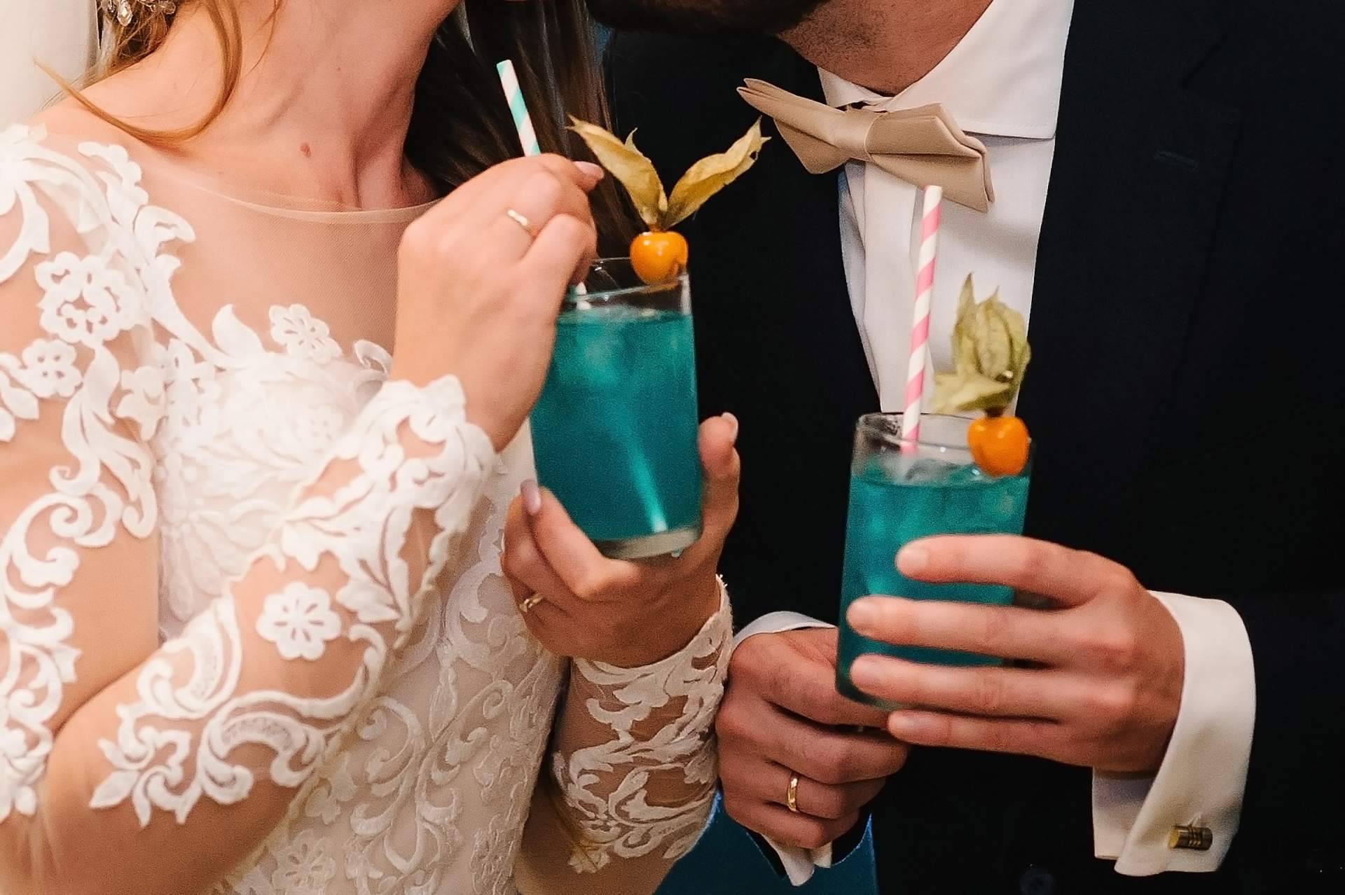 Según la ESCOM, el cóctel de bodas personalizado es un producto de gran éxito