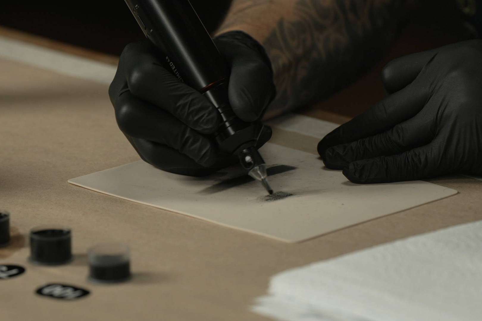 El curso Iniciación al Tatuaje de Habbility enseña cómo empezar a tatuar