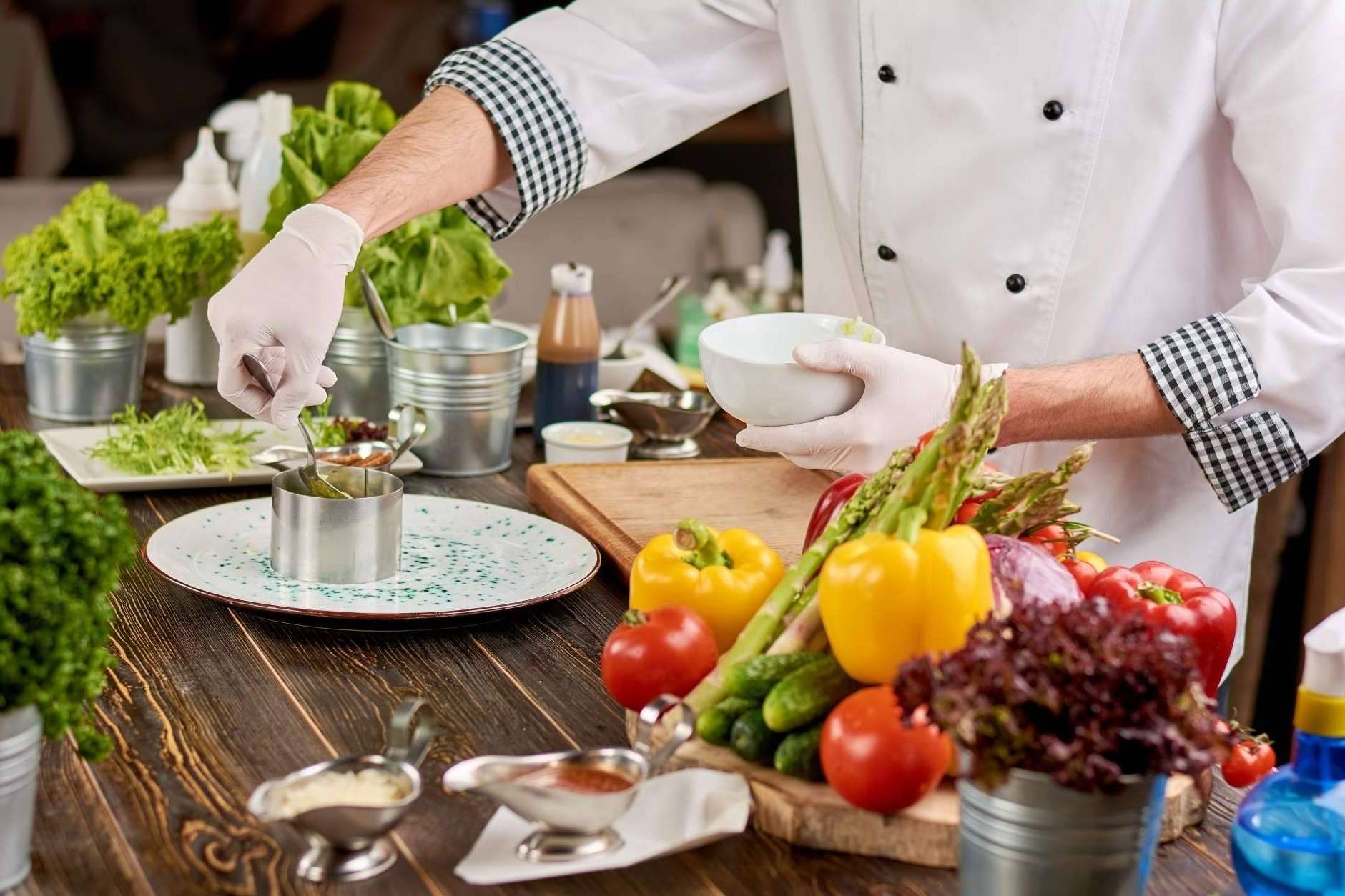 'GASTRONOMÍA de la A a la Z', el primer diccionario enciclopédico interdisciplinar e interactivo para el profesional de restauración